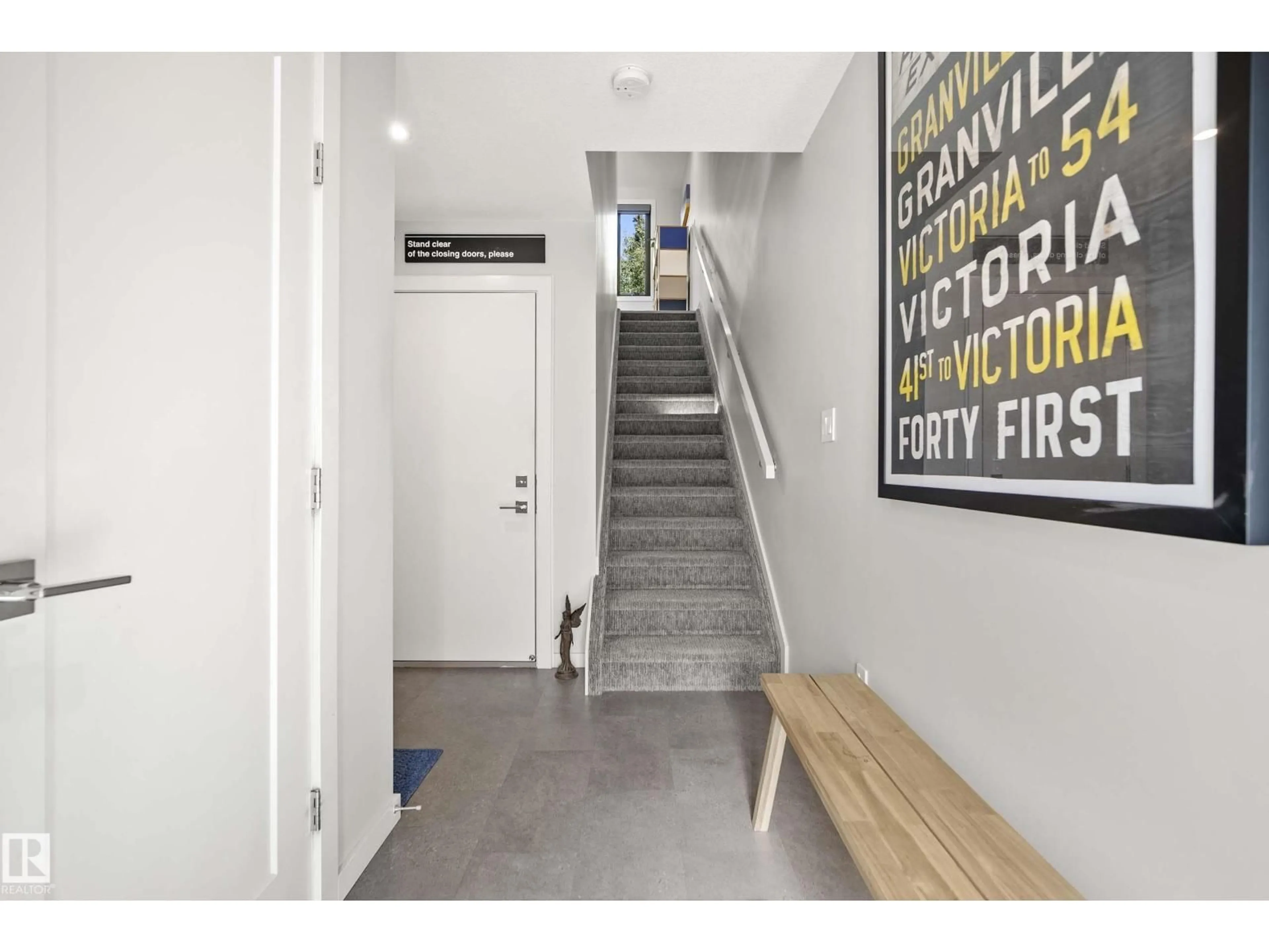 Indoor entryway for 16 - 1304 RUTHERFORD RD, Edmonton Alberta T6W0B4
