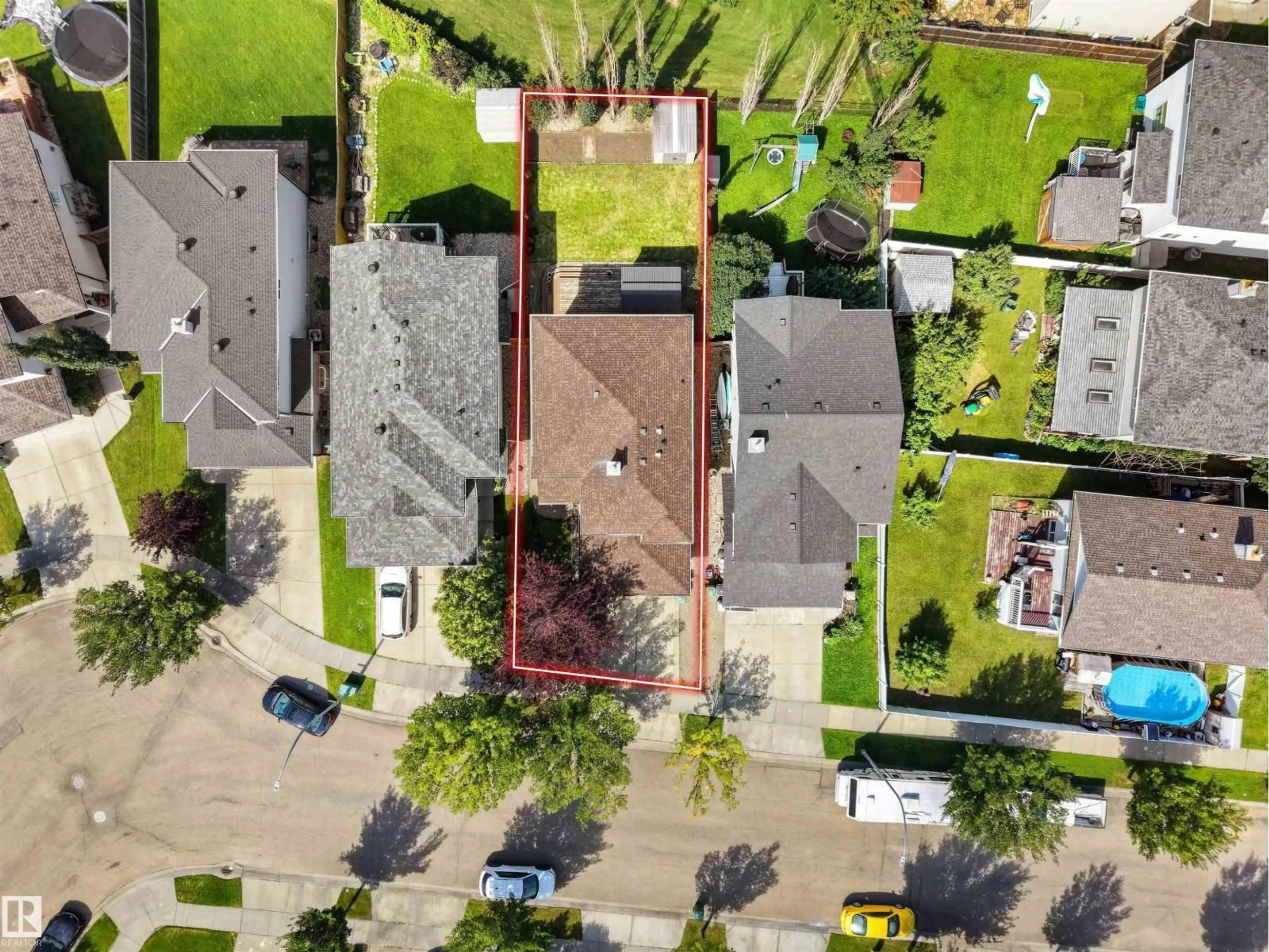 A pic from outside/outdoor area/front of a property/back of a property/a pic from drone, street for 4808 34, Beaumont Alberta T4X1V2