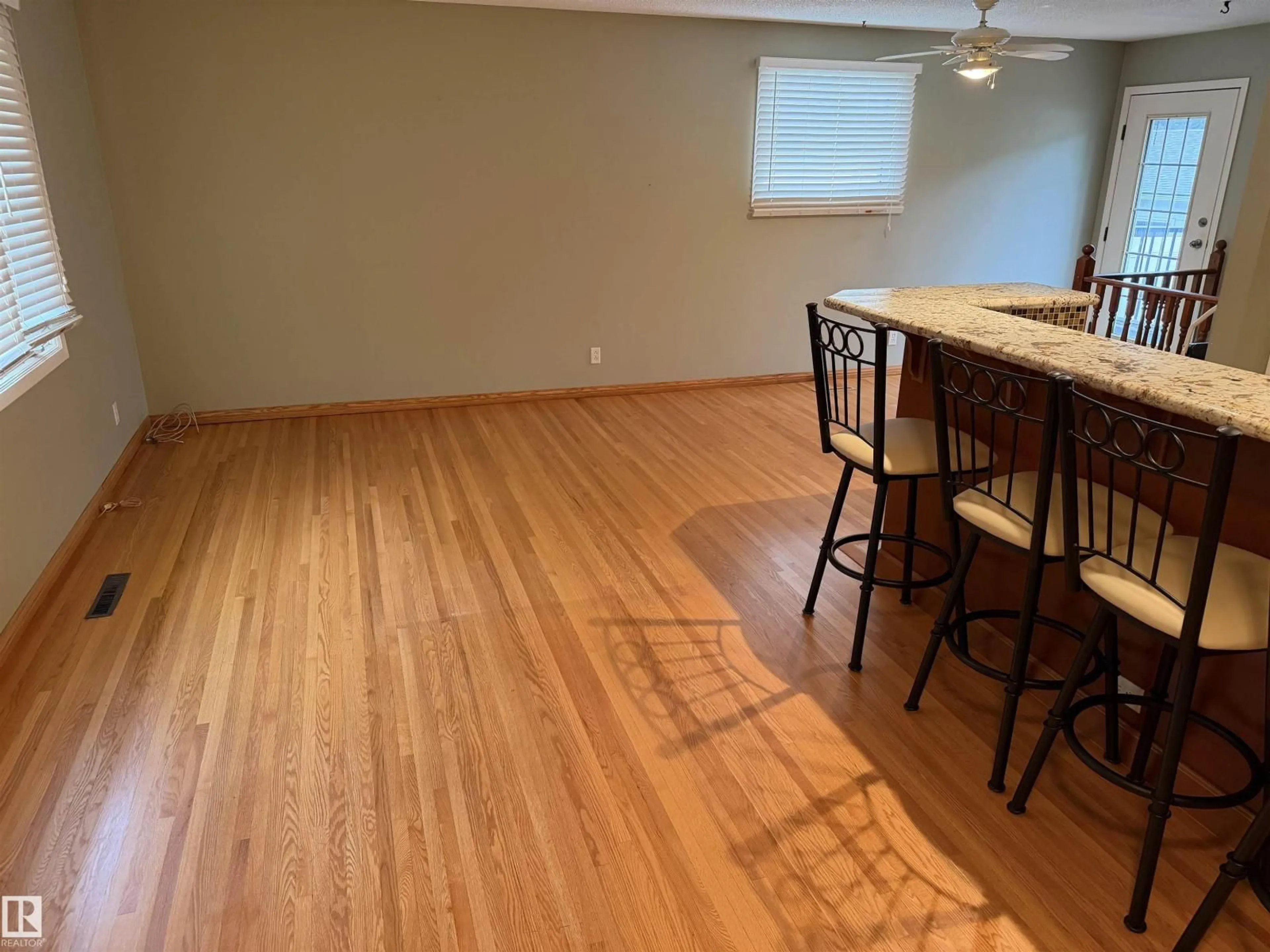 A pic of a room for 12124 51 ST, Edmonton Alberta T5W3G9