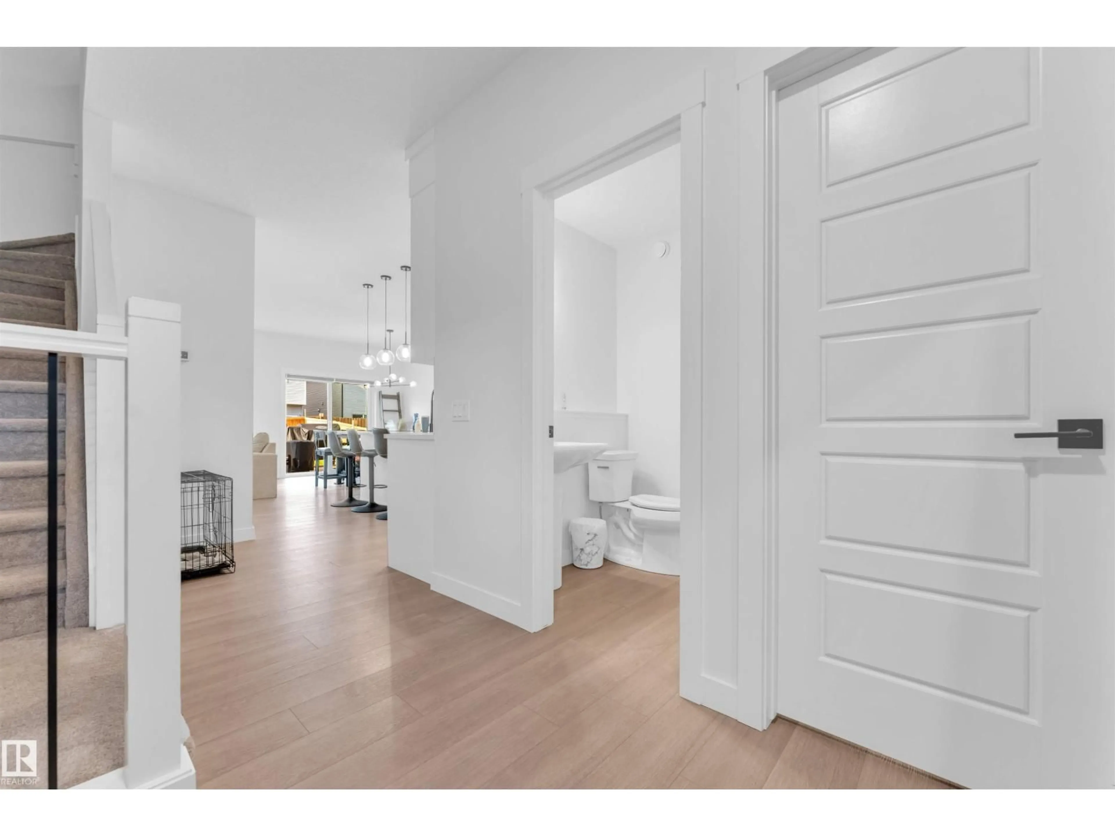 Indoor entryway for 3236 CHERNOWSKI WY, Edmonton Alberta T6W5H2