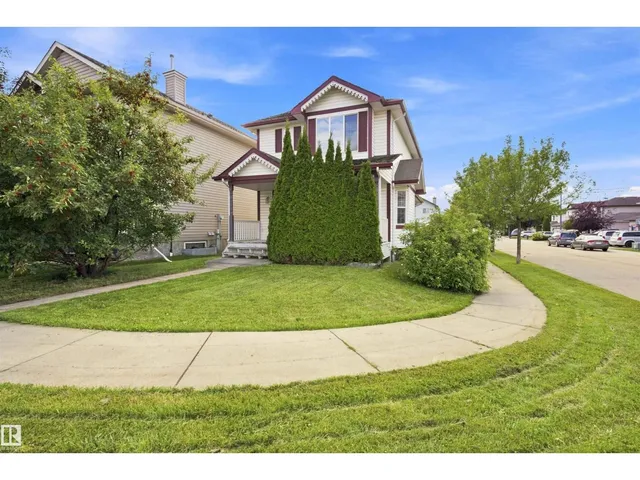SW - 204 84 ST, Edmonton