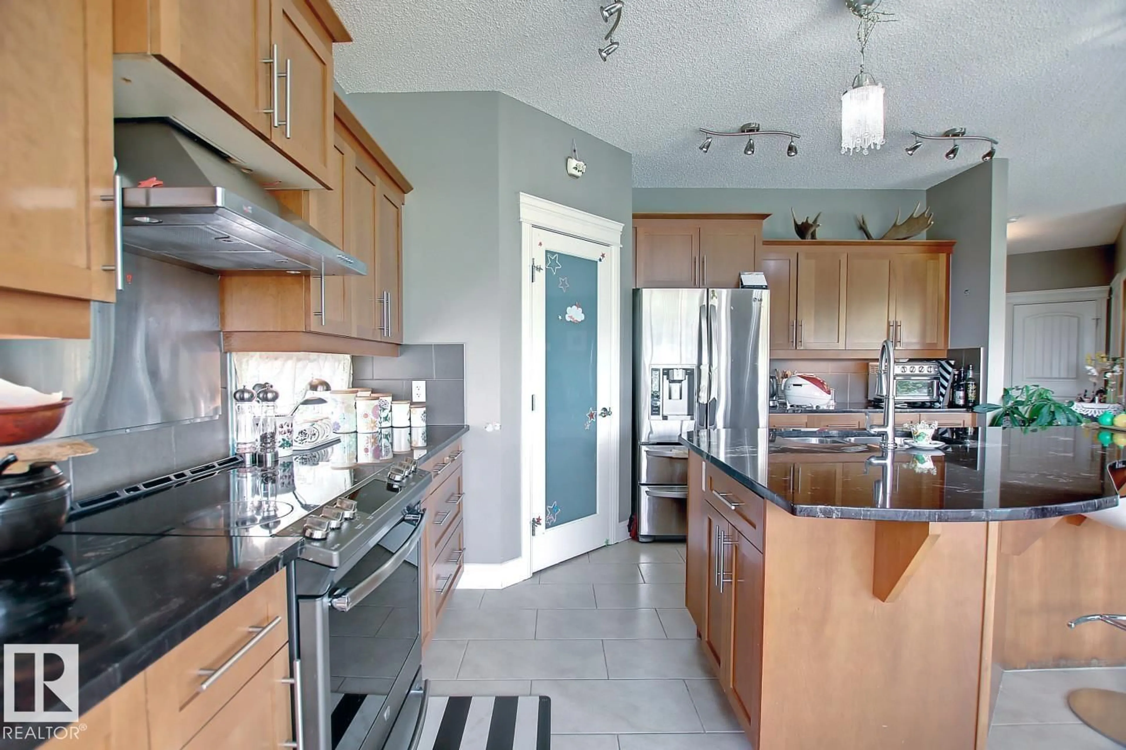 Contemporary kitchen, ceramic/tile floor for 6175 STINSON WY, Edmonton Alberta T6R0K3