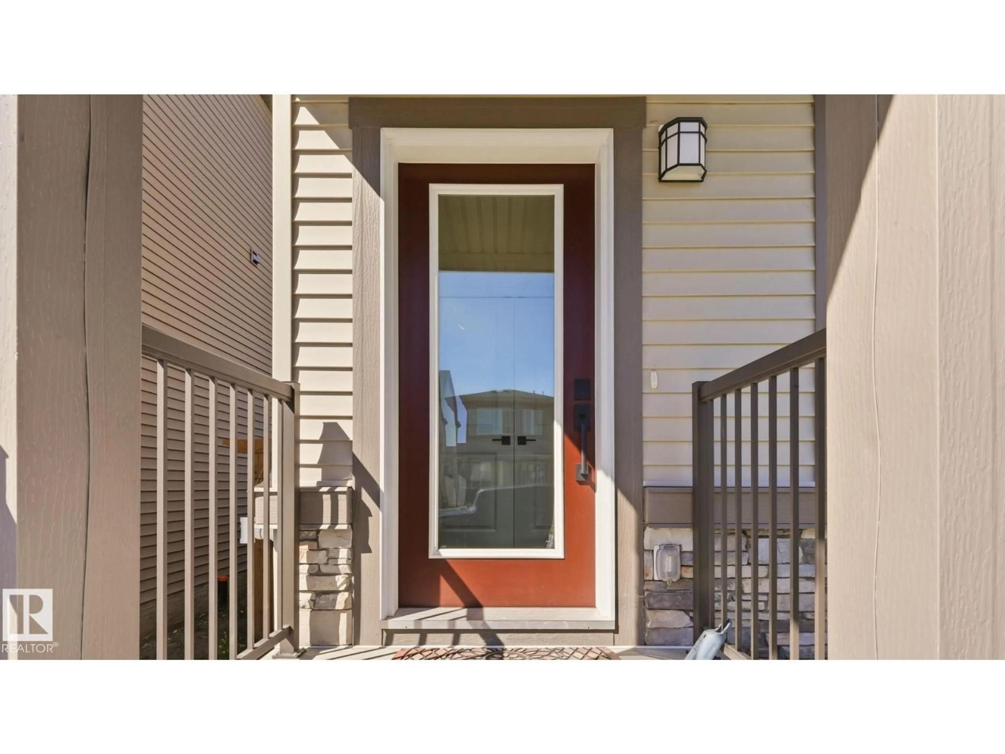 Indoor entryway for NW - 2804 193 ST, Edmonton Alberta T6M3B2