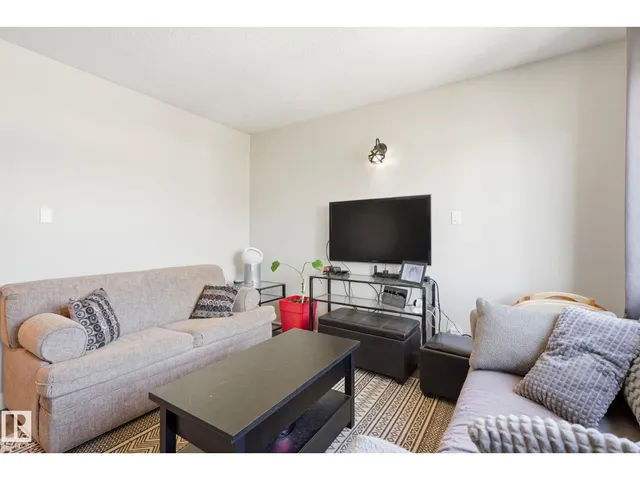 14235 82 ST, Edmonton 5