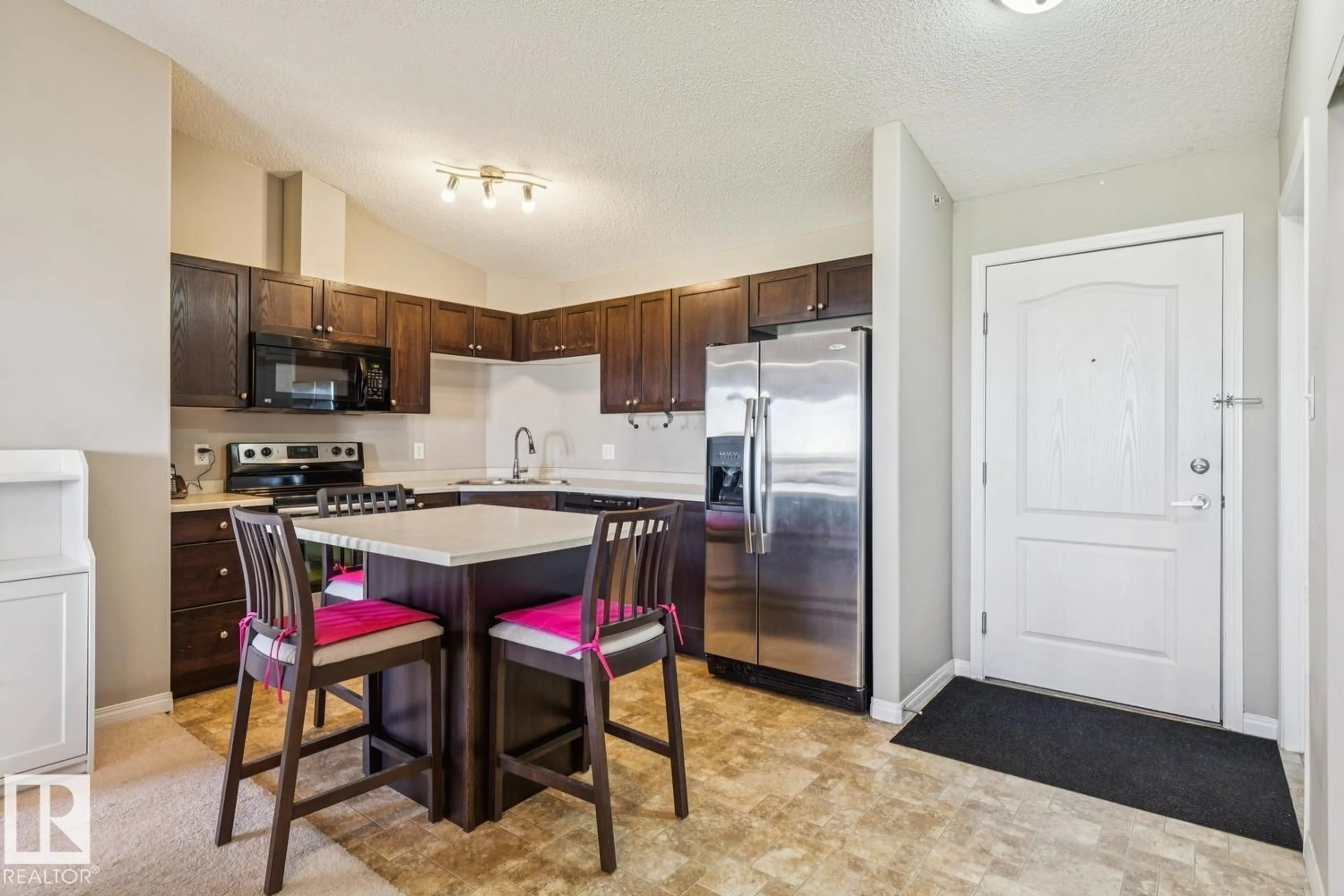 Standard kitchen, unknown for 7327 - 7419 SOUTH TERWILLEGAR DR, Edmonton Alberta T6R0L8