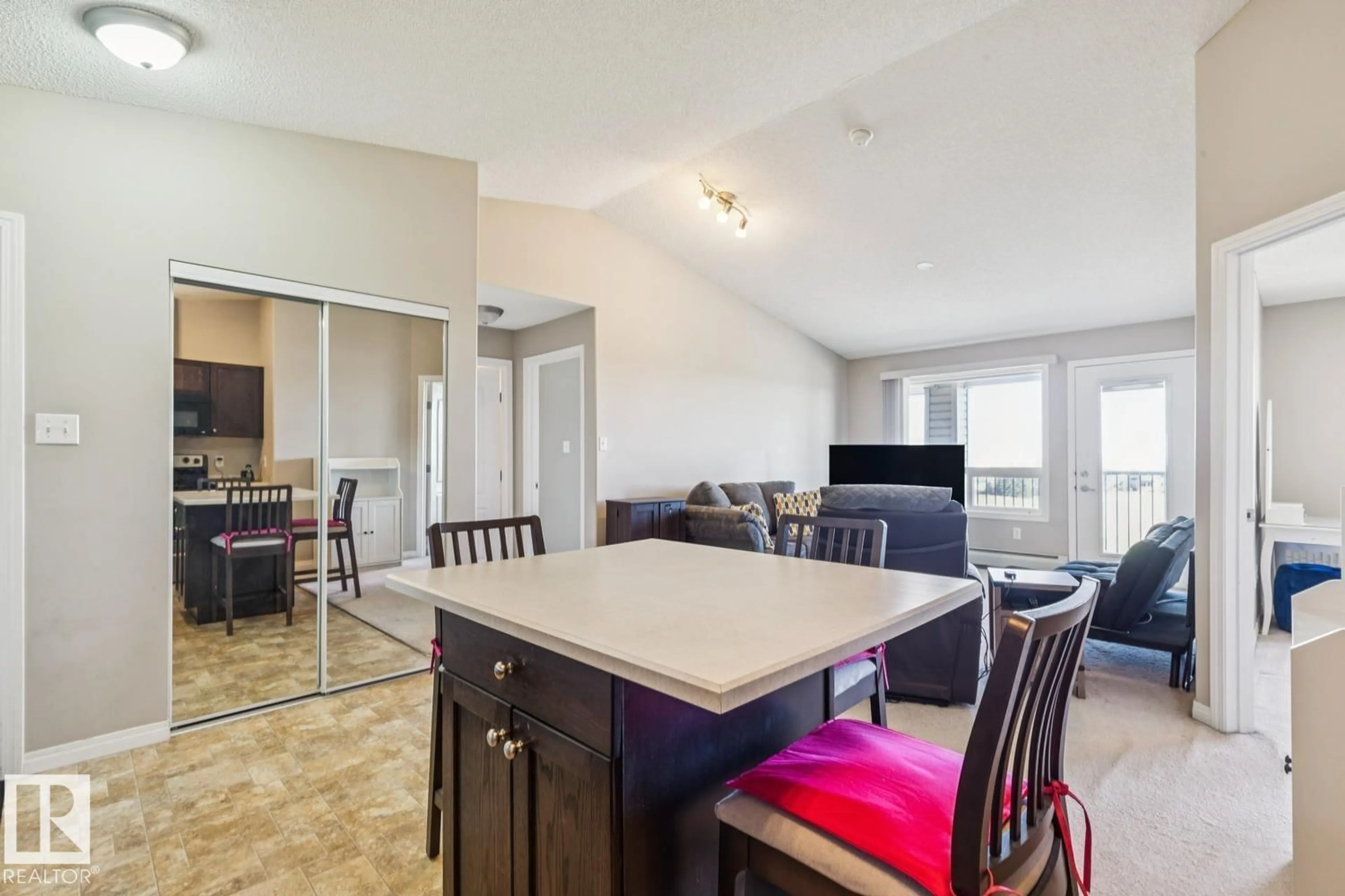 Open concept kitchen, unknown for 7327 - 7419 SOUTH TERWILLEGAR DR, Edmonton Alberta T6R0L8