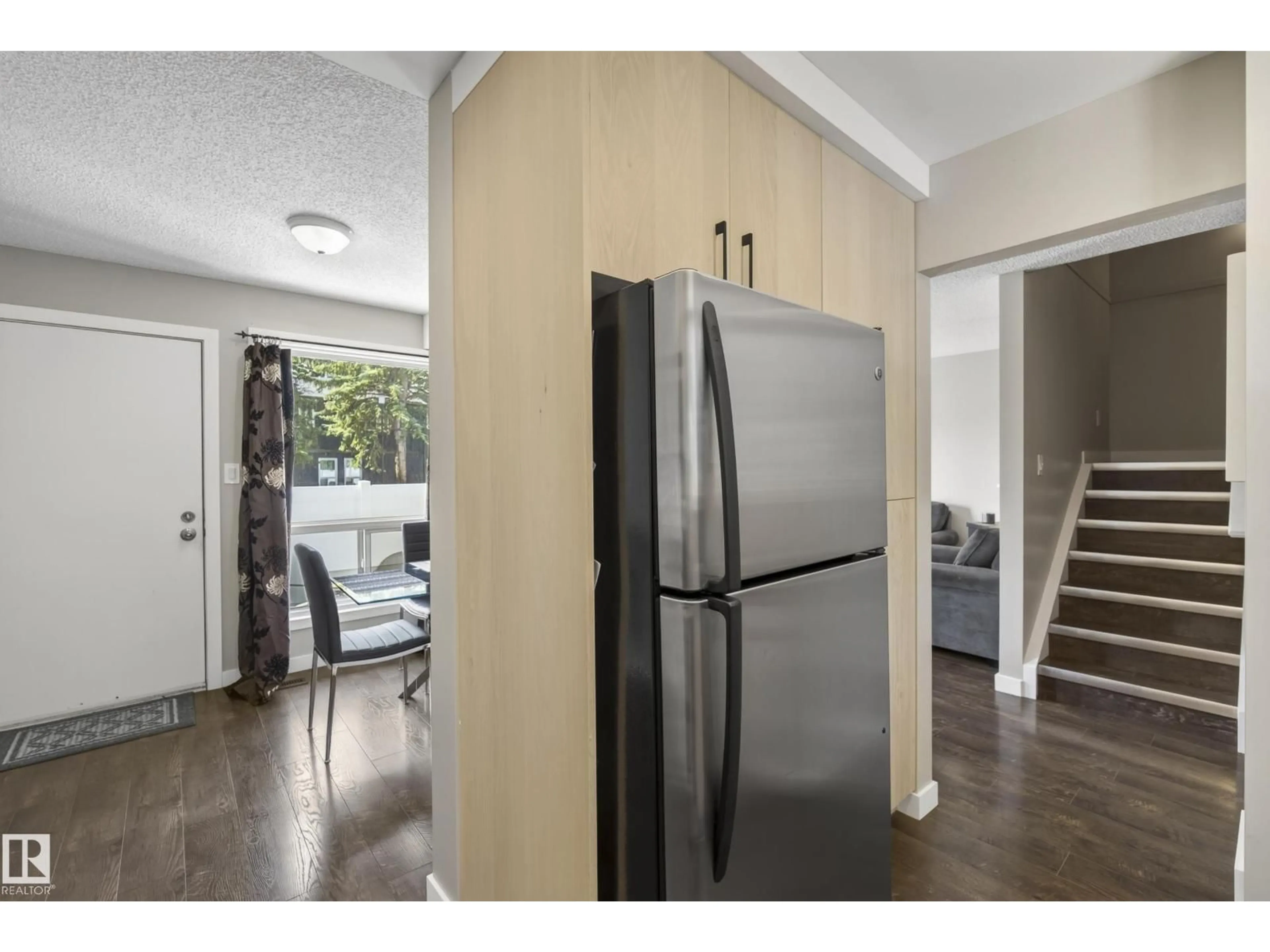 Unknown for 3522 42 ST, Edmonton Alberta T6L5A1