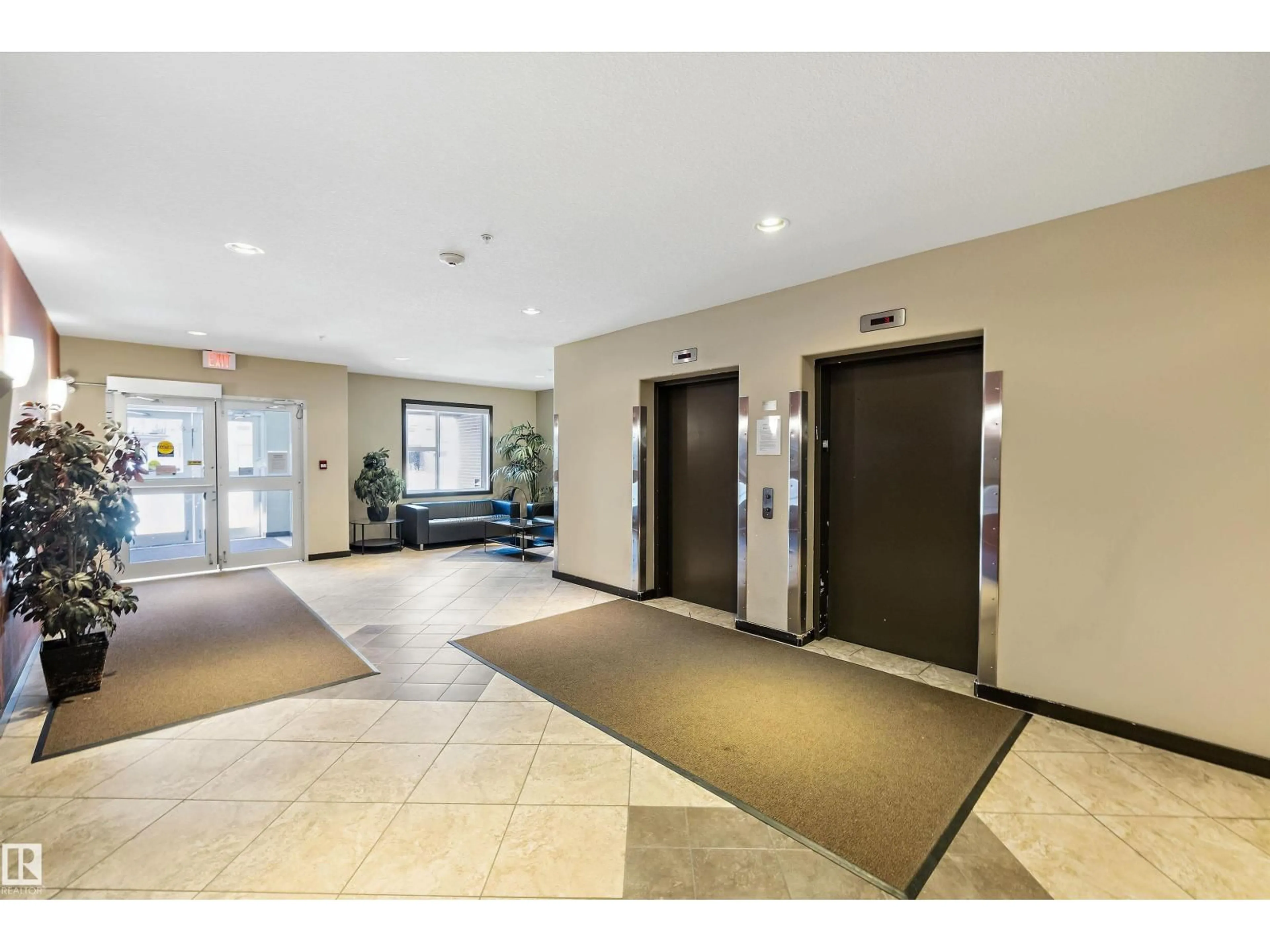 Indoor foyer for 207 - 304 AMBLSIDE LI, Edmonton Alberta T6W0V2