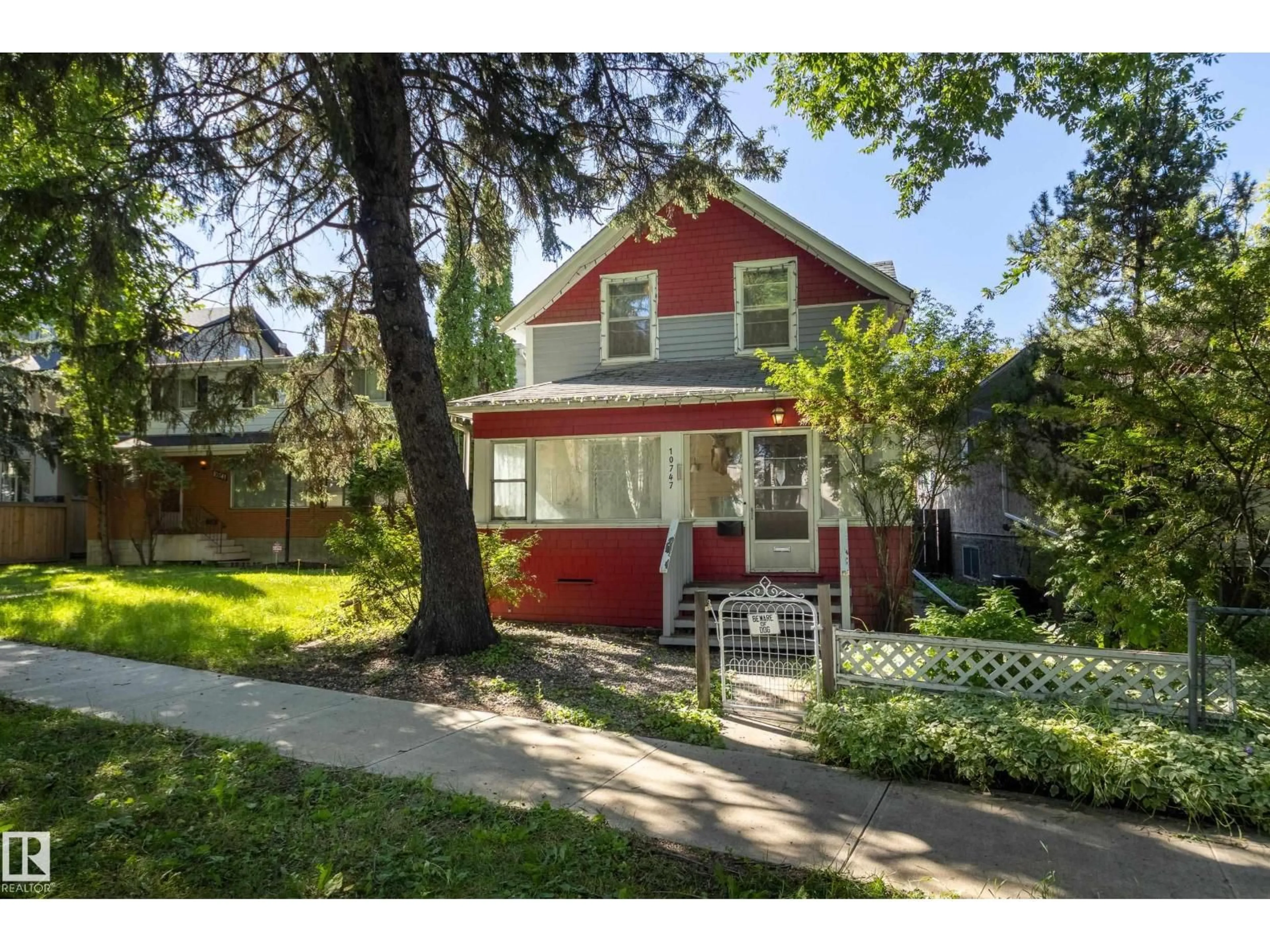 Unknown for 10747 UNIVERSITY AV, Edmonton Alberta T6E4P8