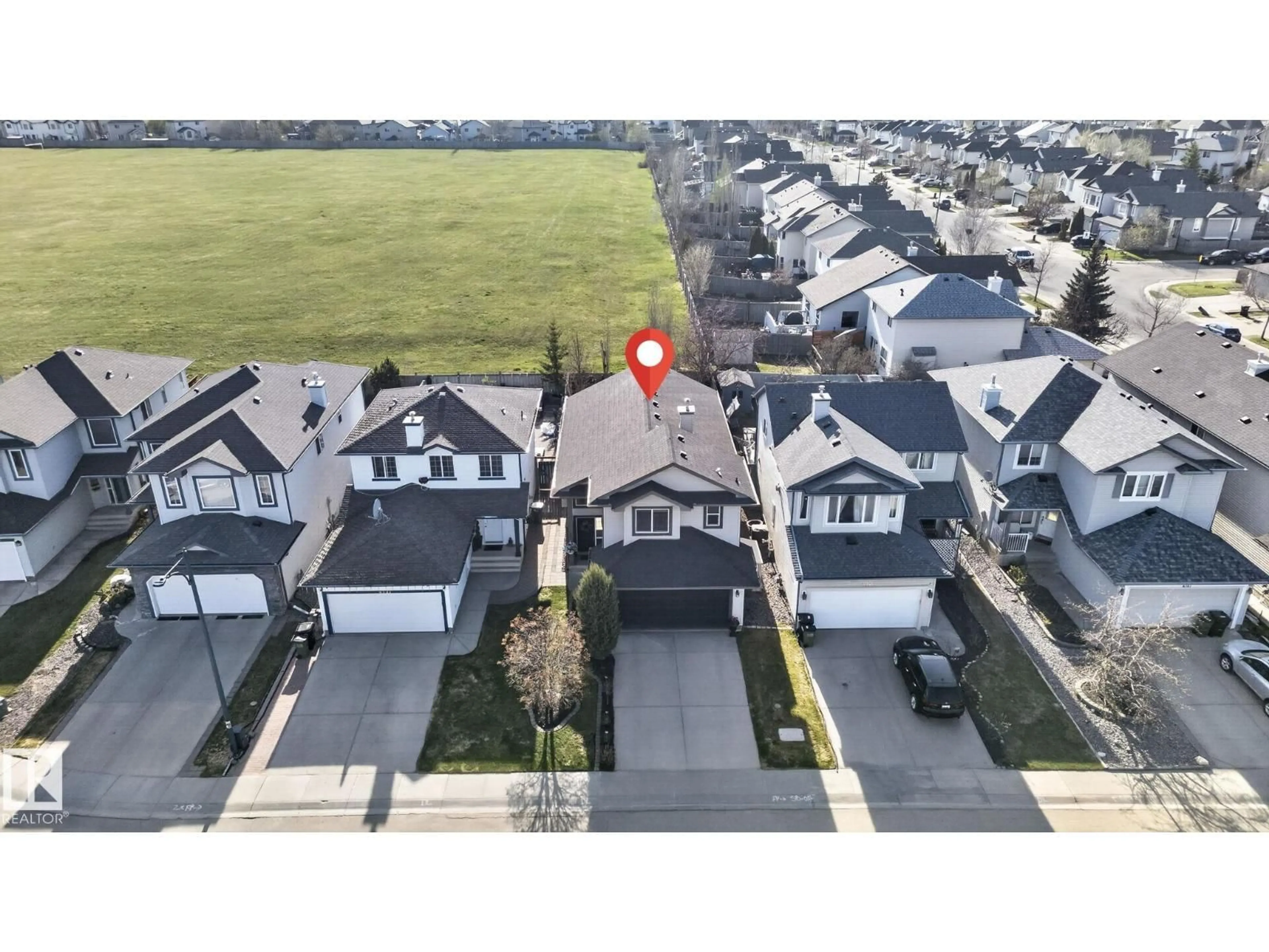 A pic from outside/outdoor area/front of a property/back of a property/a pic from drone, street for 4343 MCMULLEN WY, Edmonton Alberta T6W1N5