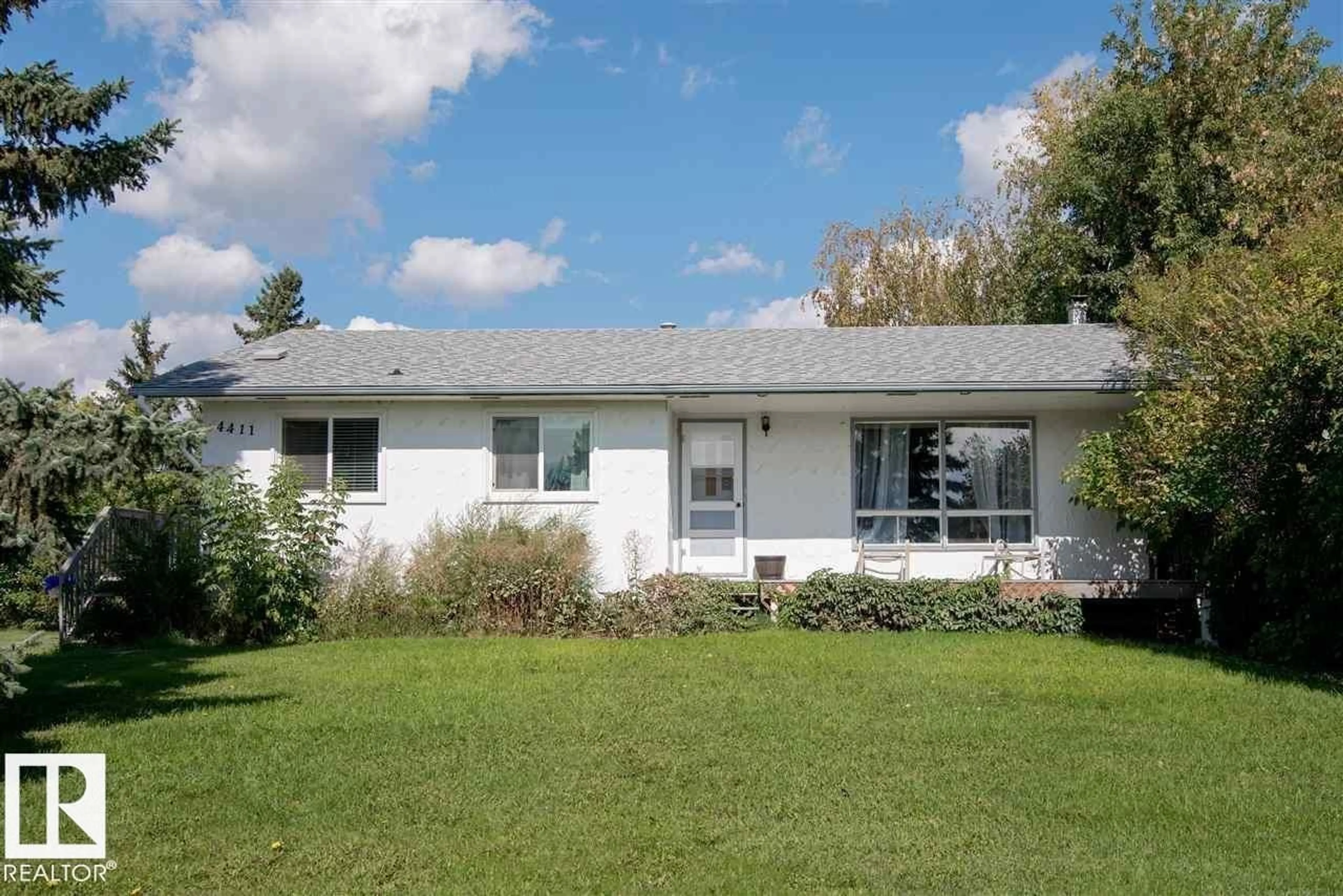 Home with vinyl exterior material, street for 4411 49 AV, Bonnyville Town Alberta T9N1N5