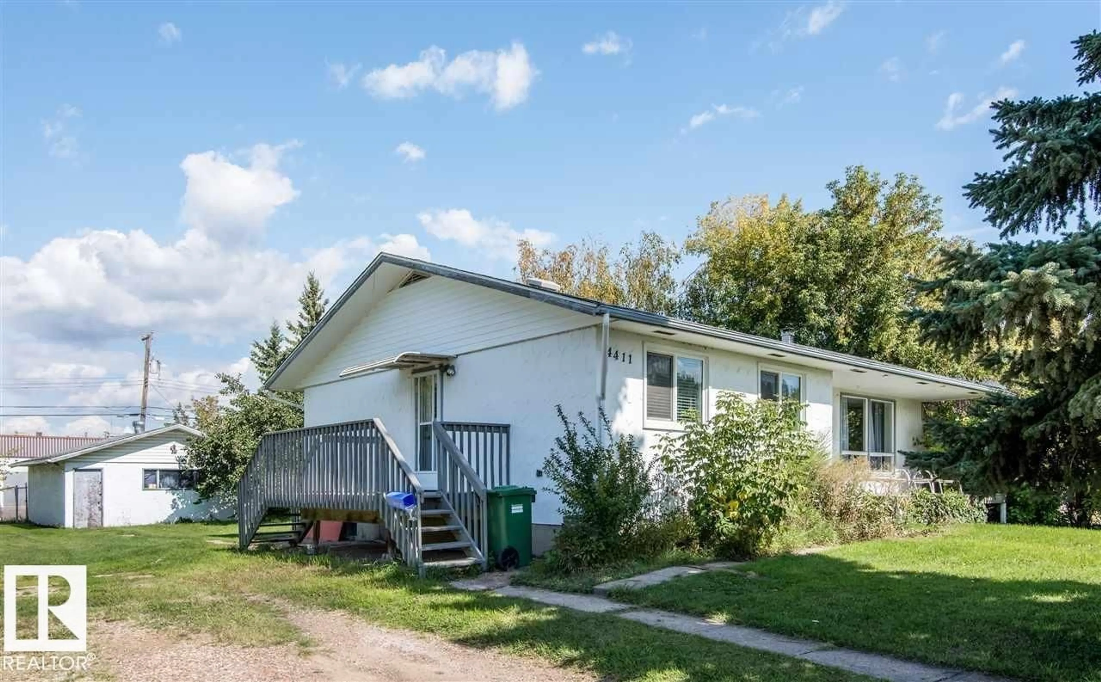 Unknown for 4411 49 AV, Bonnyville Town Alberta T9N1N5