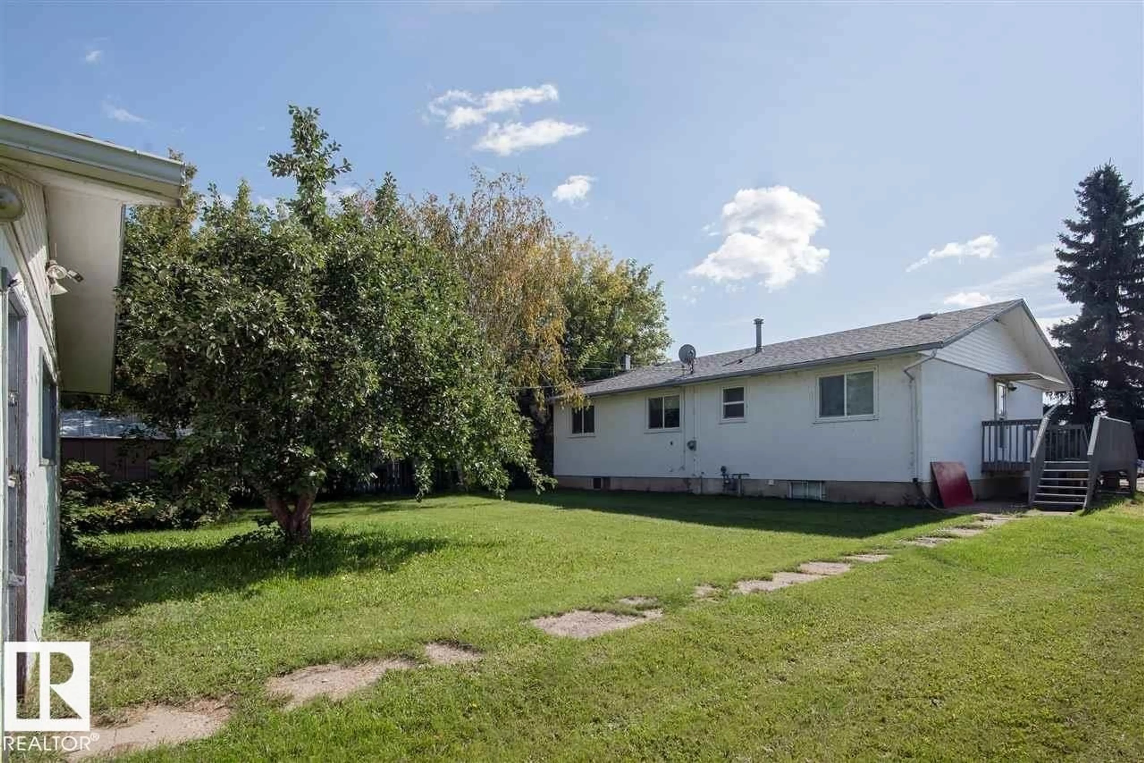 Unknown for 4411 49 AV, Bonnyville Town Alberta T9N1N5