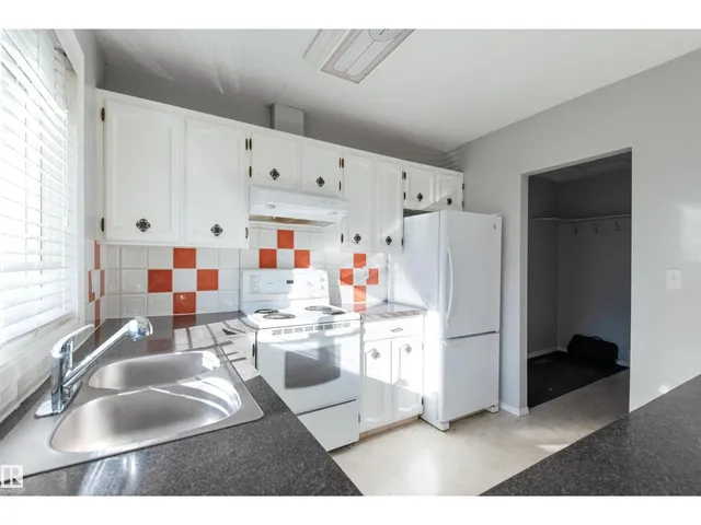 4411 49 AV, Bonnyville Town 5