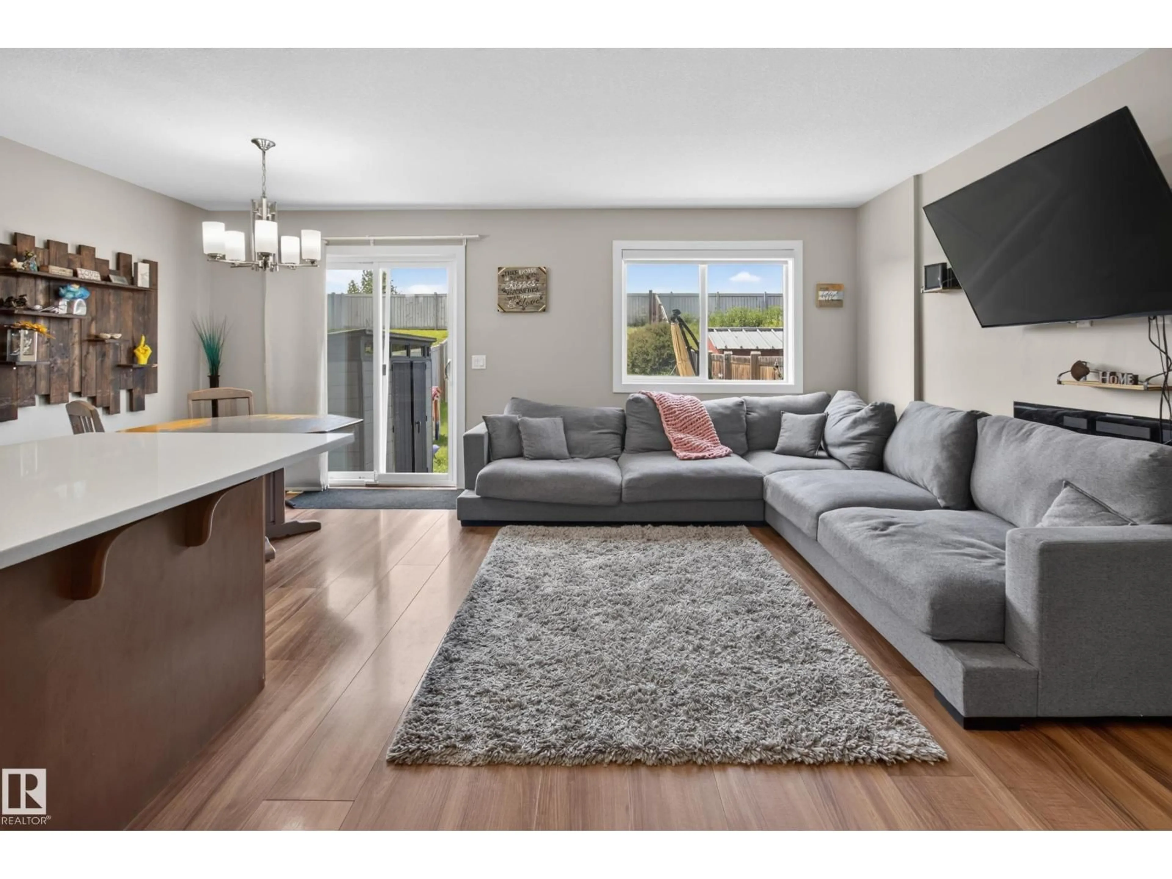Living room with furniture, unknown for 3520 9 ST, Edmonton Alberta T6T1A2