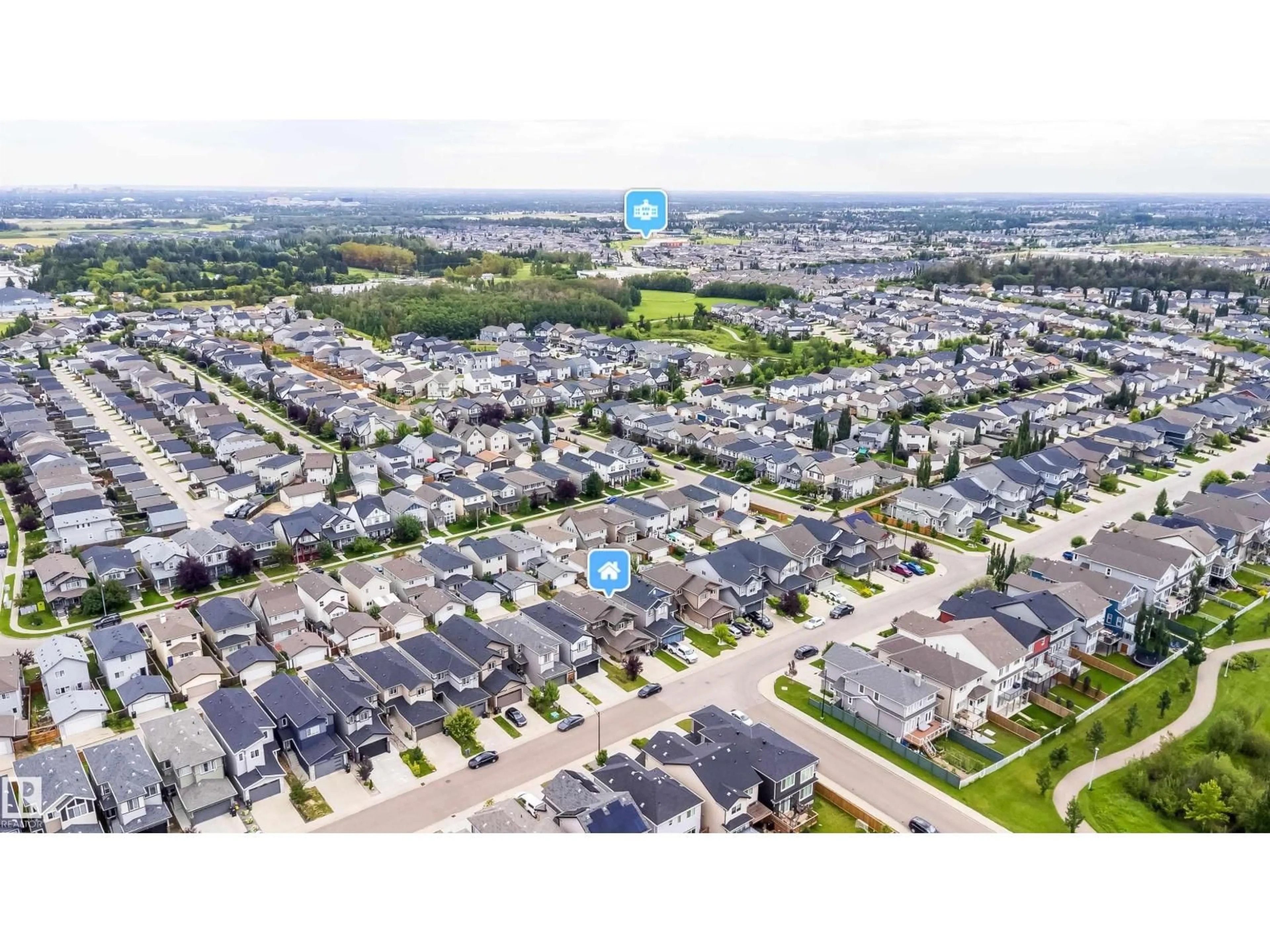 A pic from outside/outdoor area/front of a property/back of a property/a pic from drone, street for NW - 9903 222 ST, Edmonton Alberta T5T7J1