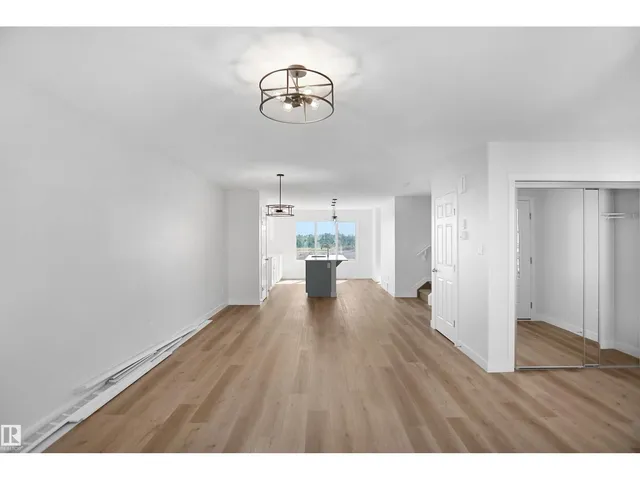 259 FALCON CR, Leduc 5