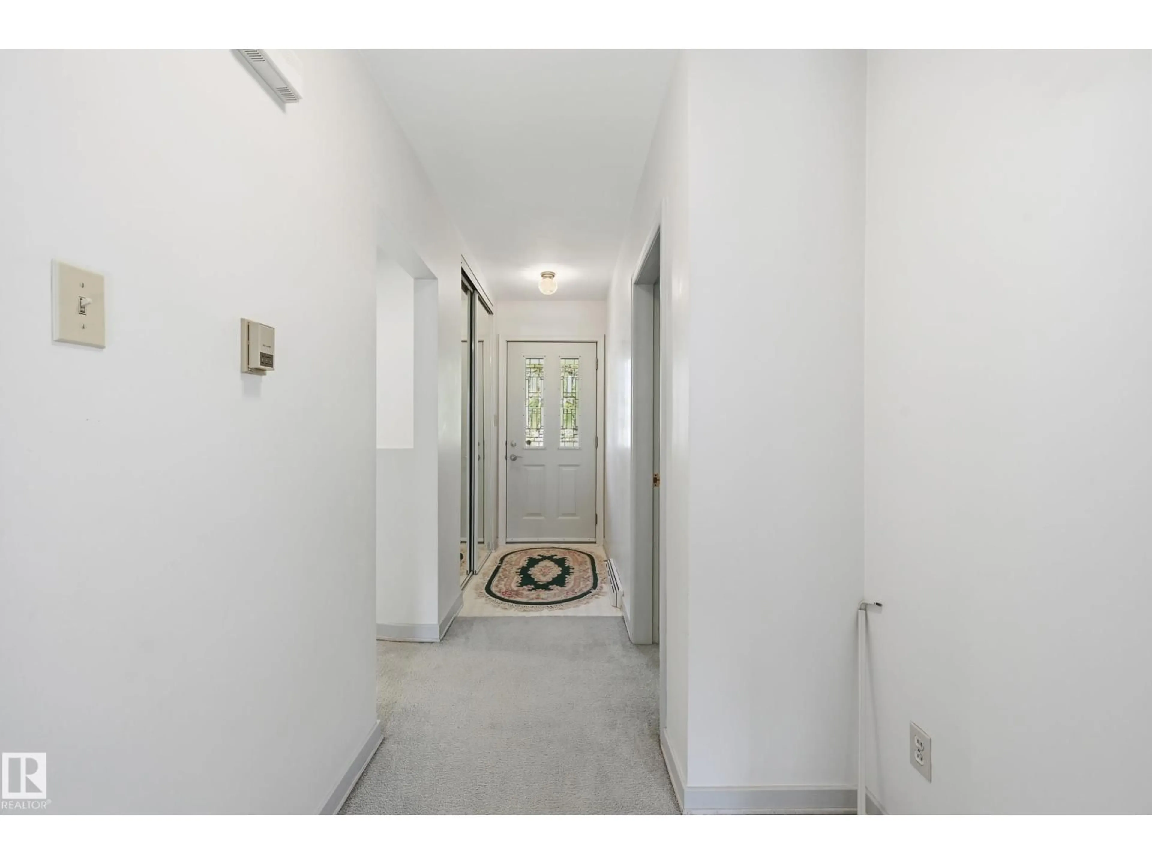 Indoor foyer for NW - 10935 127 ST, Edmonton Alberta T5M0S8
