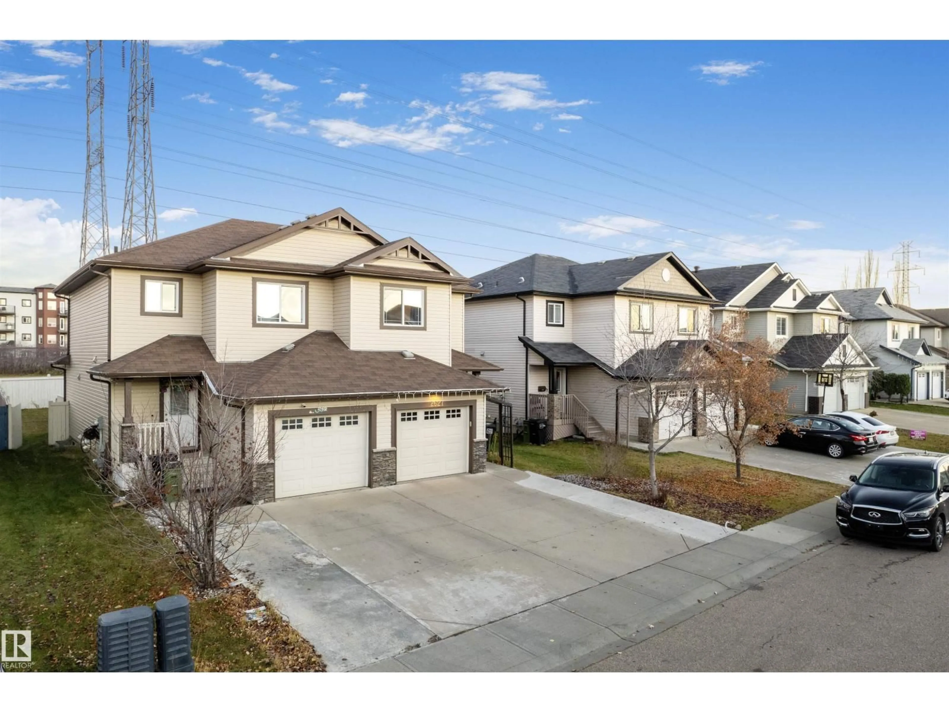A pic from outside/outdoor area/front of a property/back of a property/a pic from drone, street for NW - 2627 29 ST, Edmonton Alberta T6T0G8