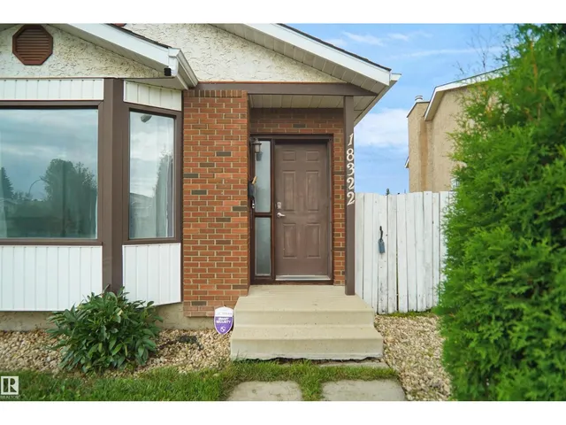 18322 71A AV, Edmonton 4
