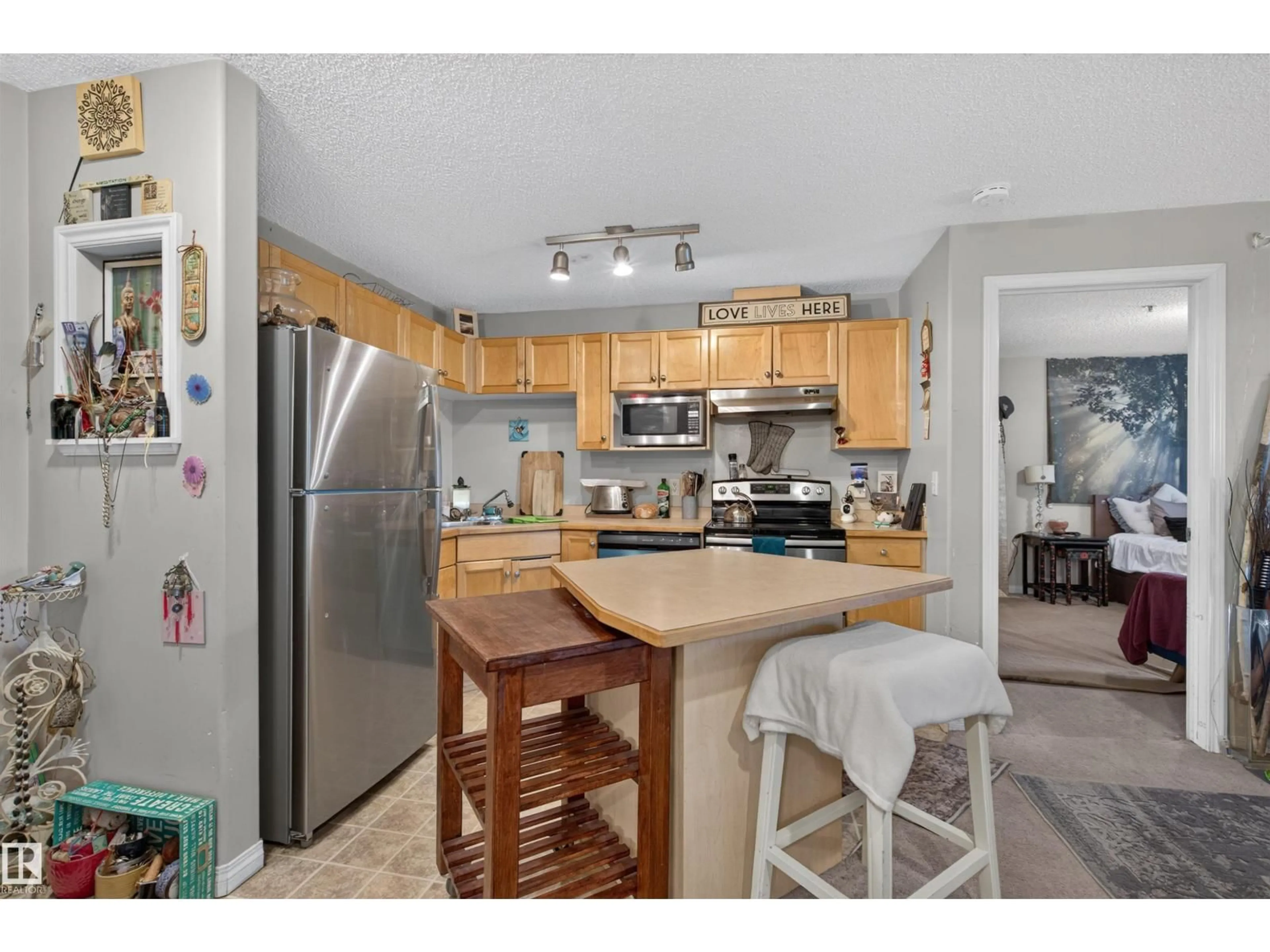 Unknown for #221 - 221 EDWARDS DR, Edmonton Alberta T6X1J9