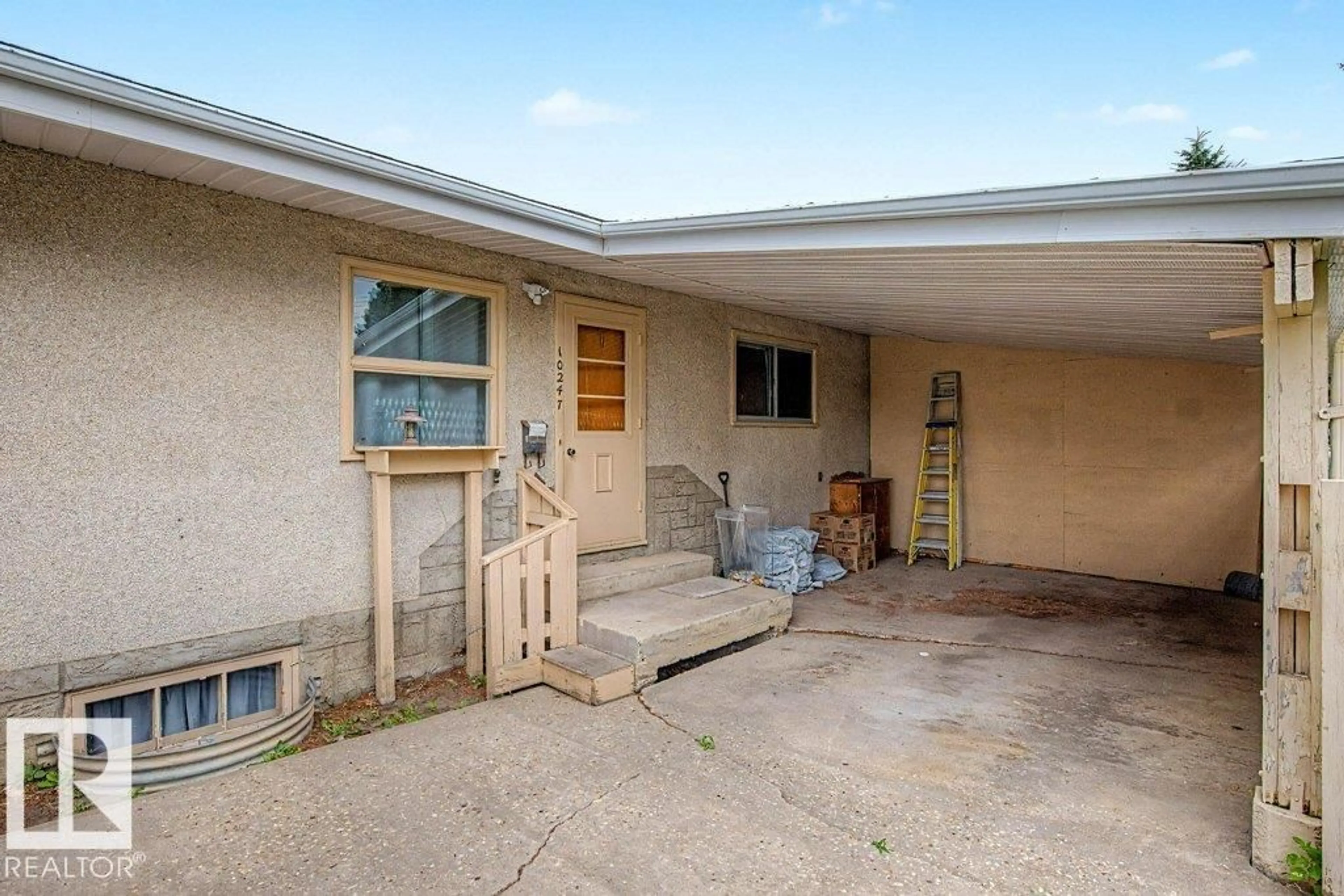 Unknown for 10247 63A ST NW, Edmonton Alberta T6A2N3