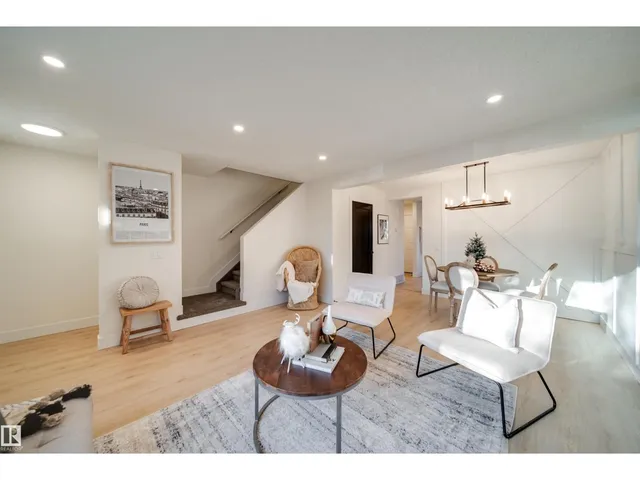 NW - 18 14511 52 ST, Edmonton 3