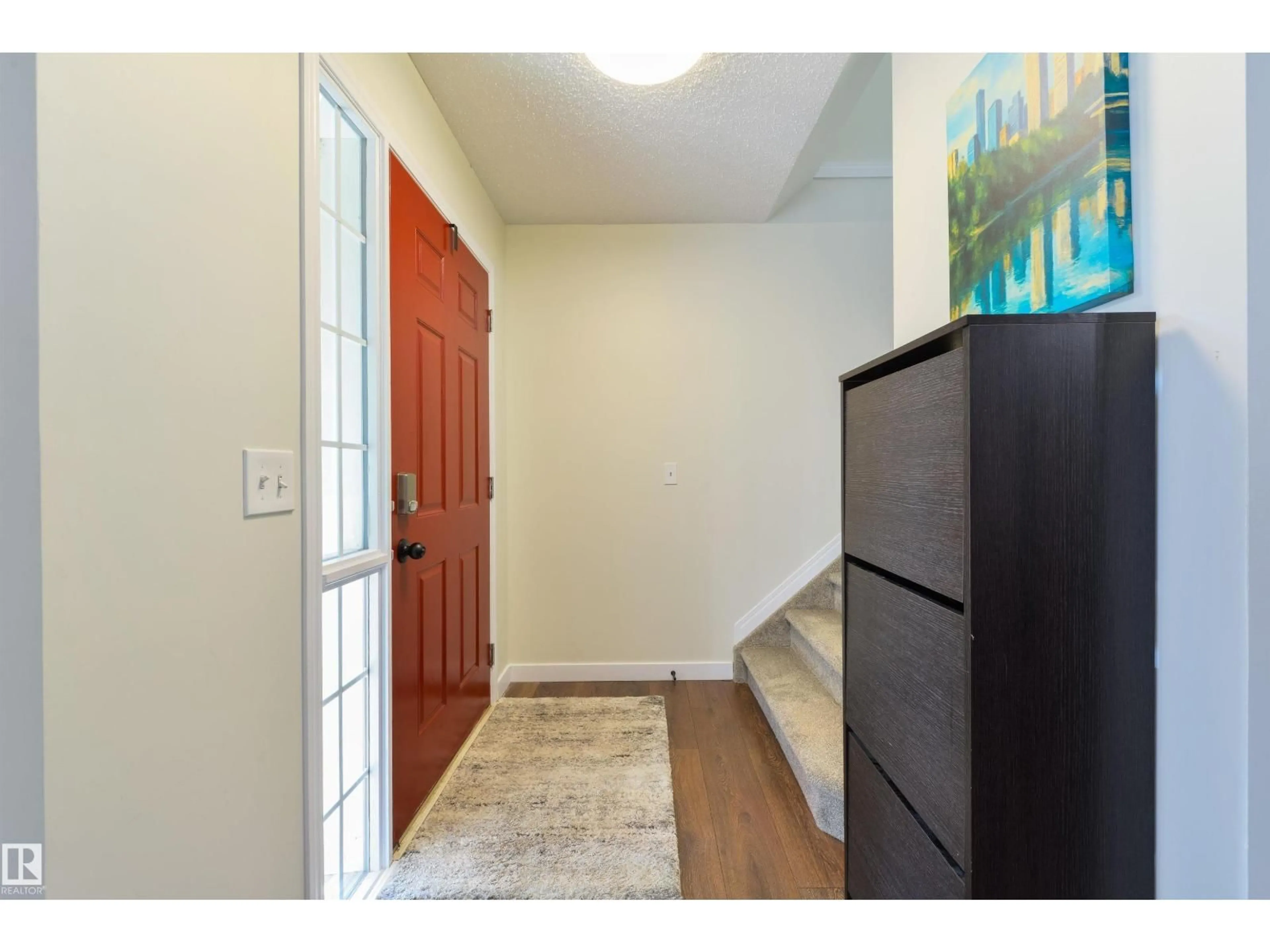Indoor entryway for 4790 TERWILLEGAR CM, Edmonton Alberta T6R3H7