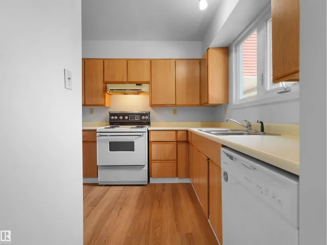 50 - 1904 48 ST NW, Edmonton 2
