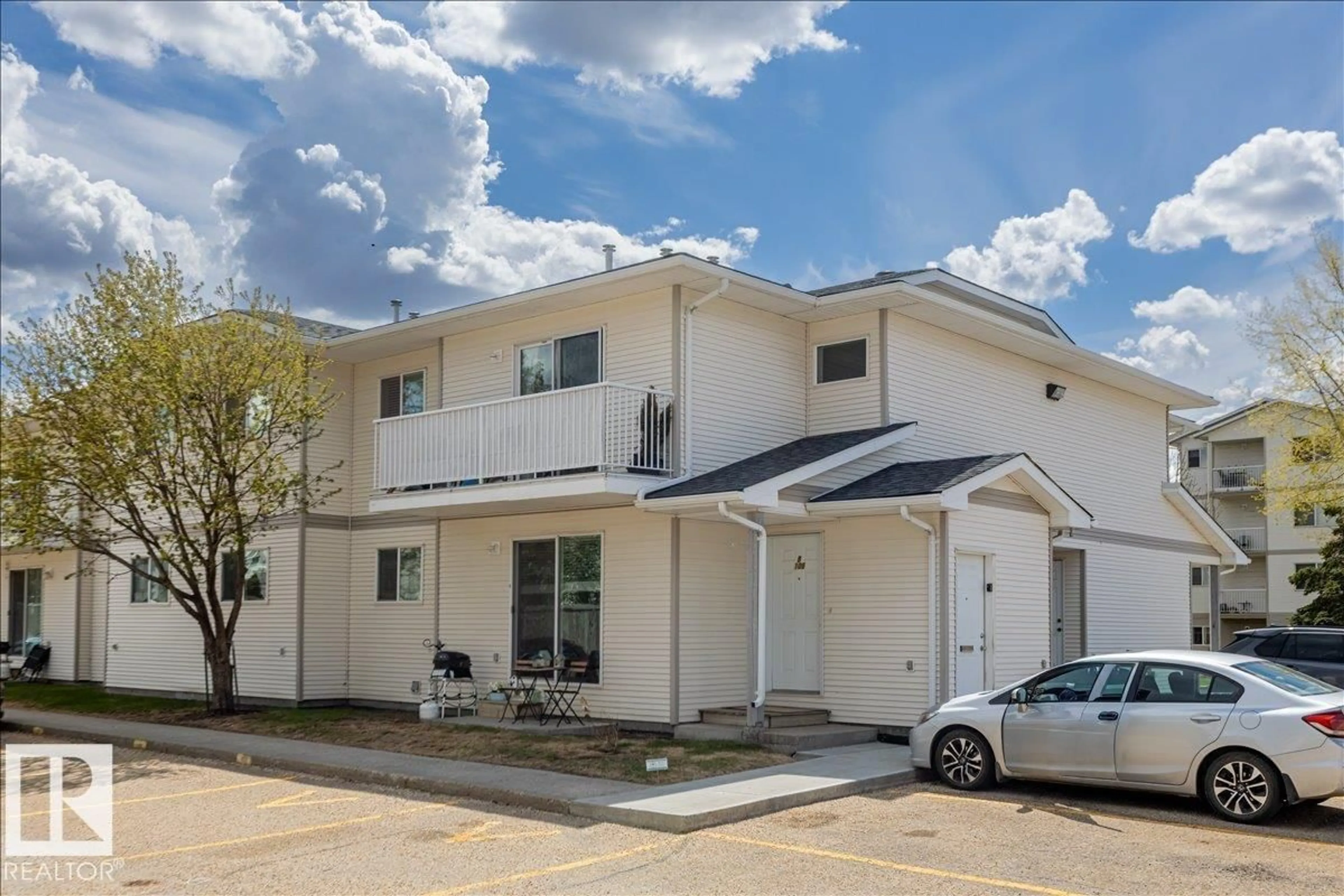 Home with vinyl exterior material, street for 106B - 114 WESTPARK DR, Fort Saskatchewan Alberta T8L4M2