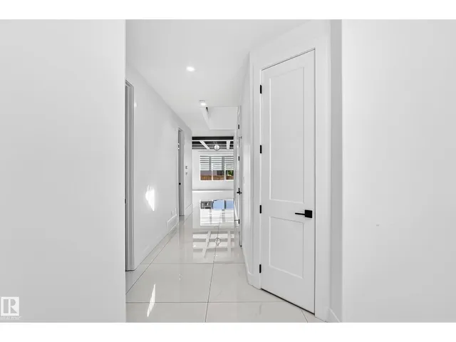 3101 SOLEIL BV, Beaumont 3