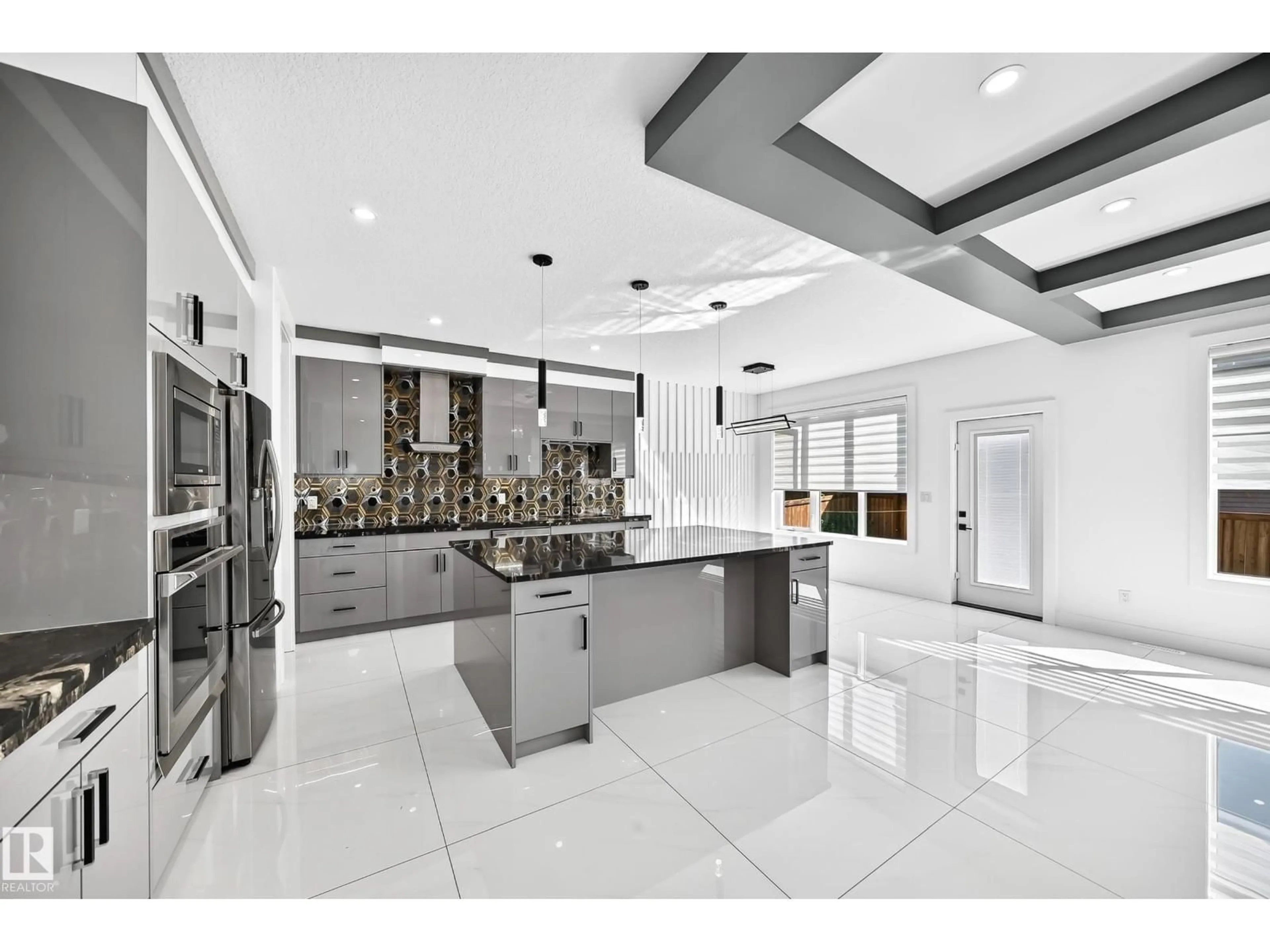 Contemporary kitchen, ceramic/tile floor for 3101 SOLEIL BV, Beaumont Alberta T4X2T5