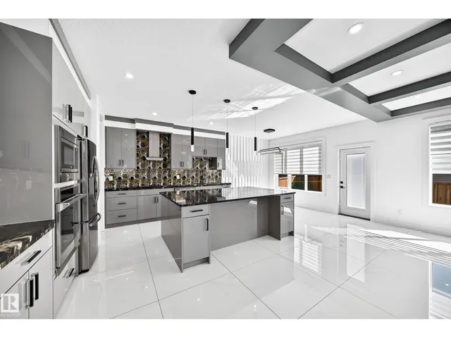 3101 SOLEIL BV, Beaumont 5