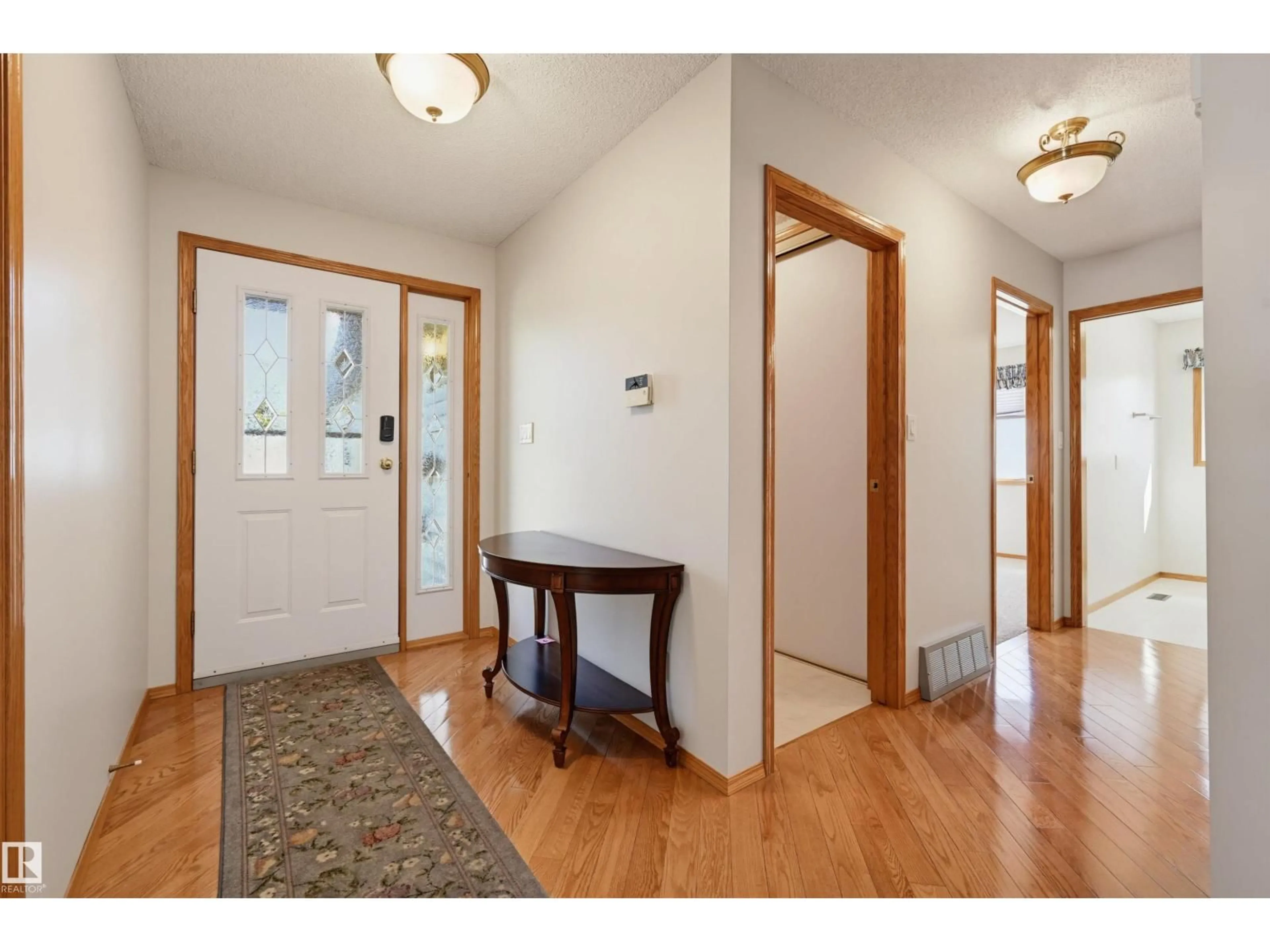 Indoor entryway for 619 REVELL WD, Edmonton Alberta T6R2H9