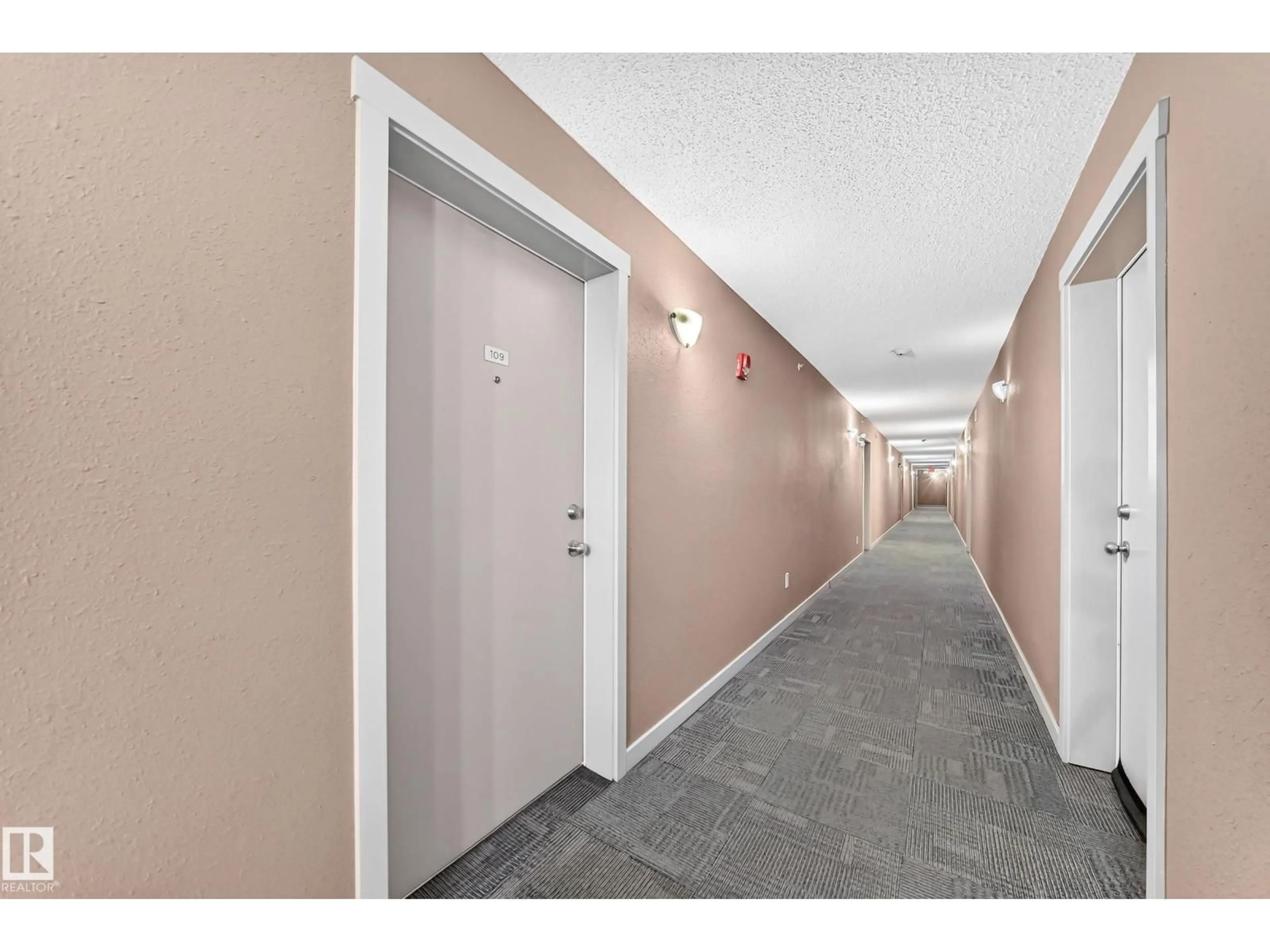 Indoor foyer for #109 - 1070 MCCONACHIE BV, Edmonton Alberta T5Y0X1