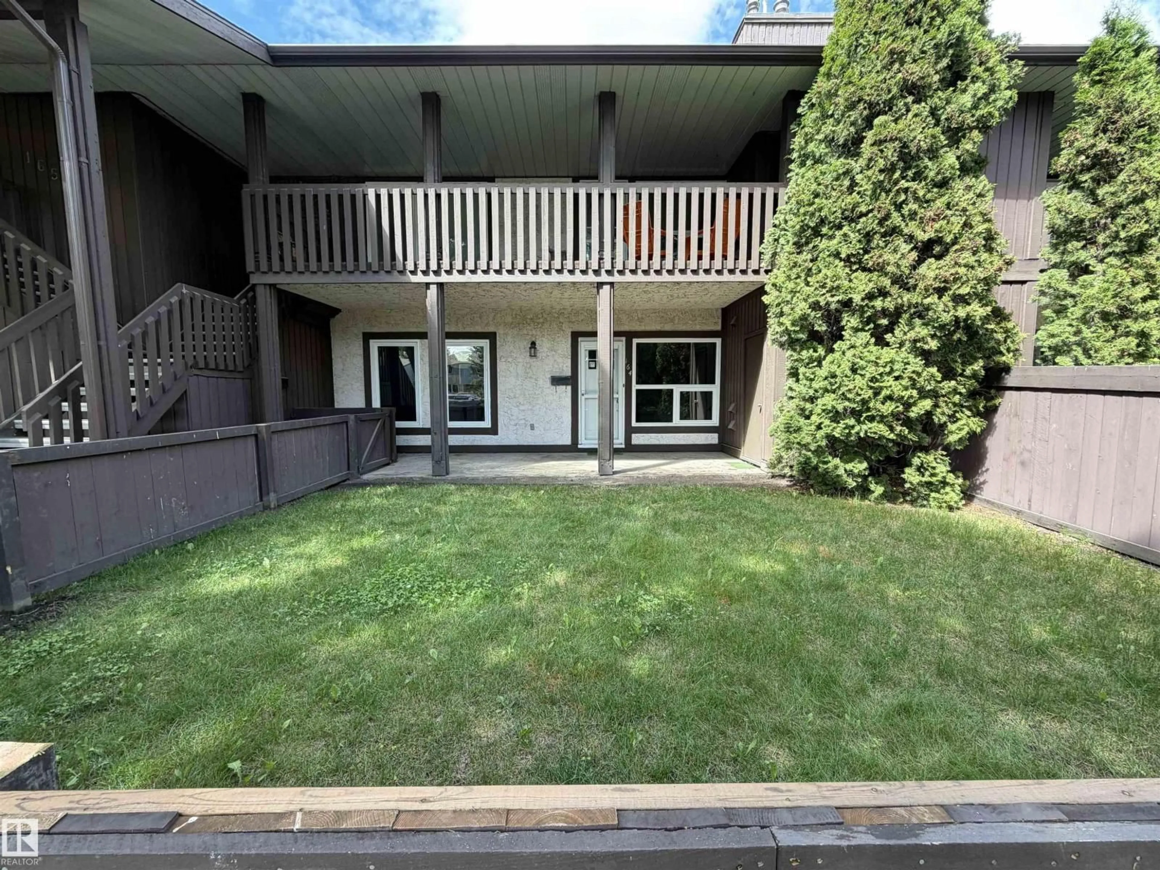 Patio, street for 164 SURREY GARDENS GD, Edmonton Alberta T5T1Z3