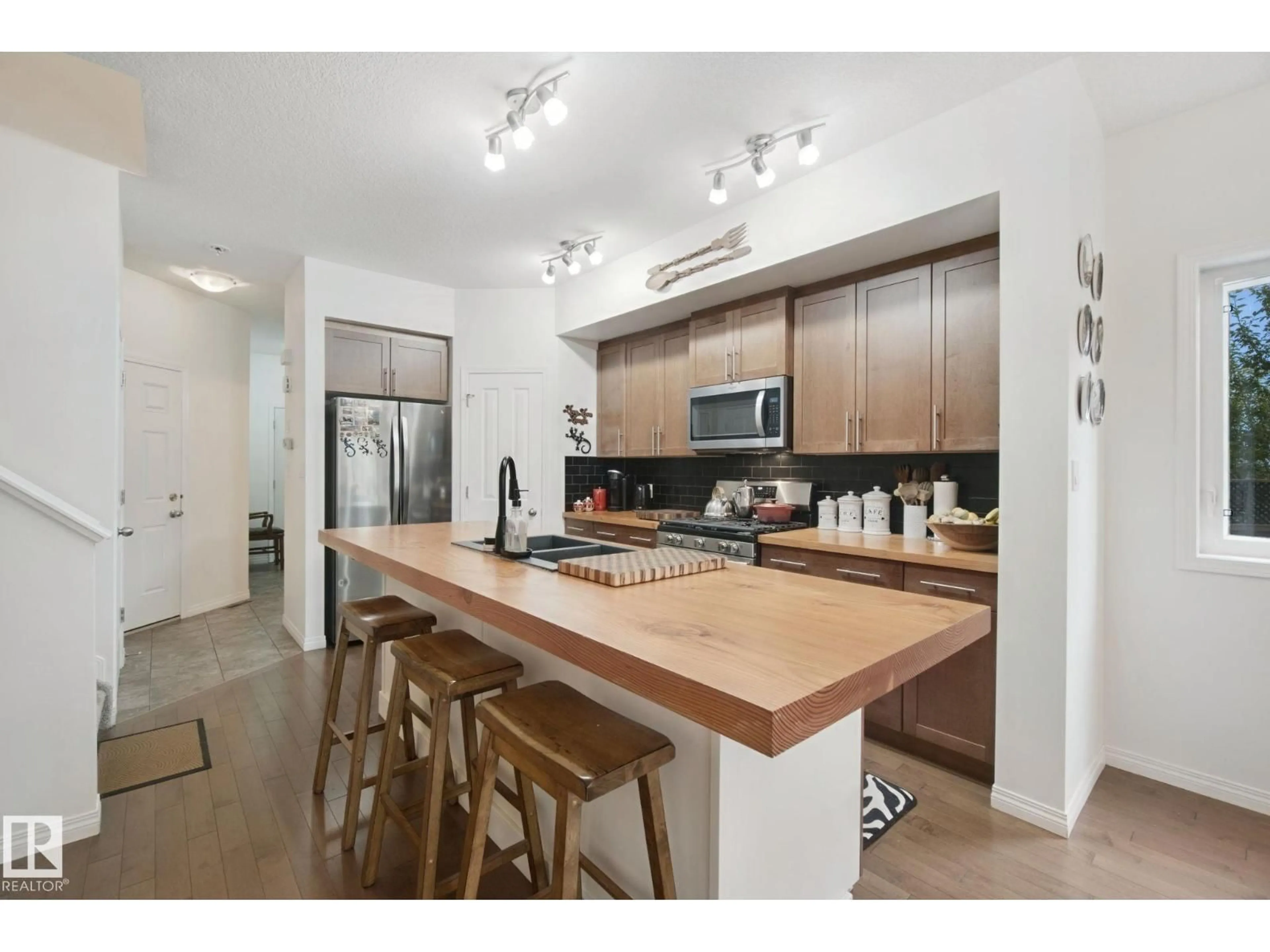Open concept kitchen, unknown for 56 HARTWICK MR, Spruce Grove Alberta T7X0L8