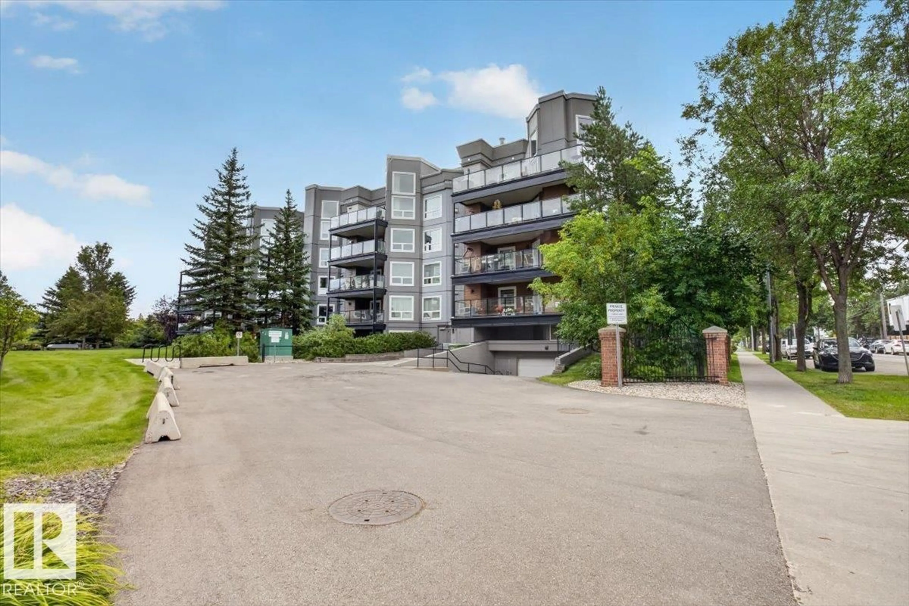 Patio, unknown for 300 - 7839 96 ST NW, Edmonton Alberta T6C4R4