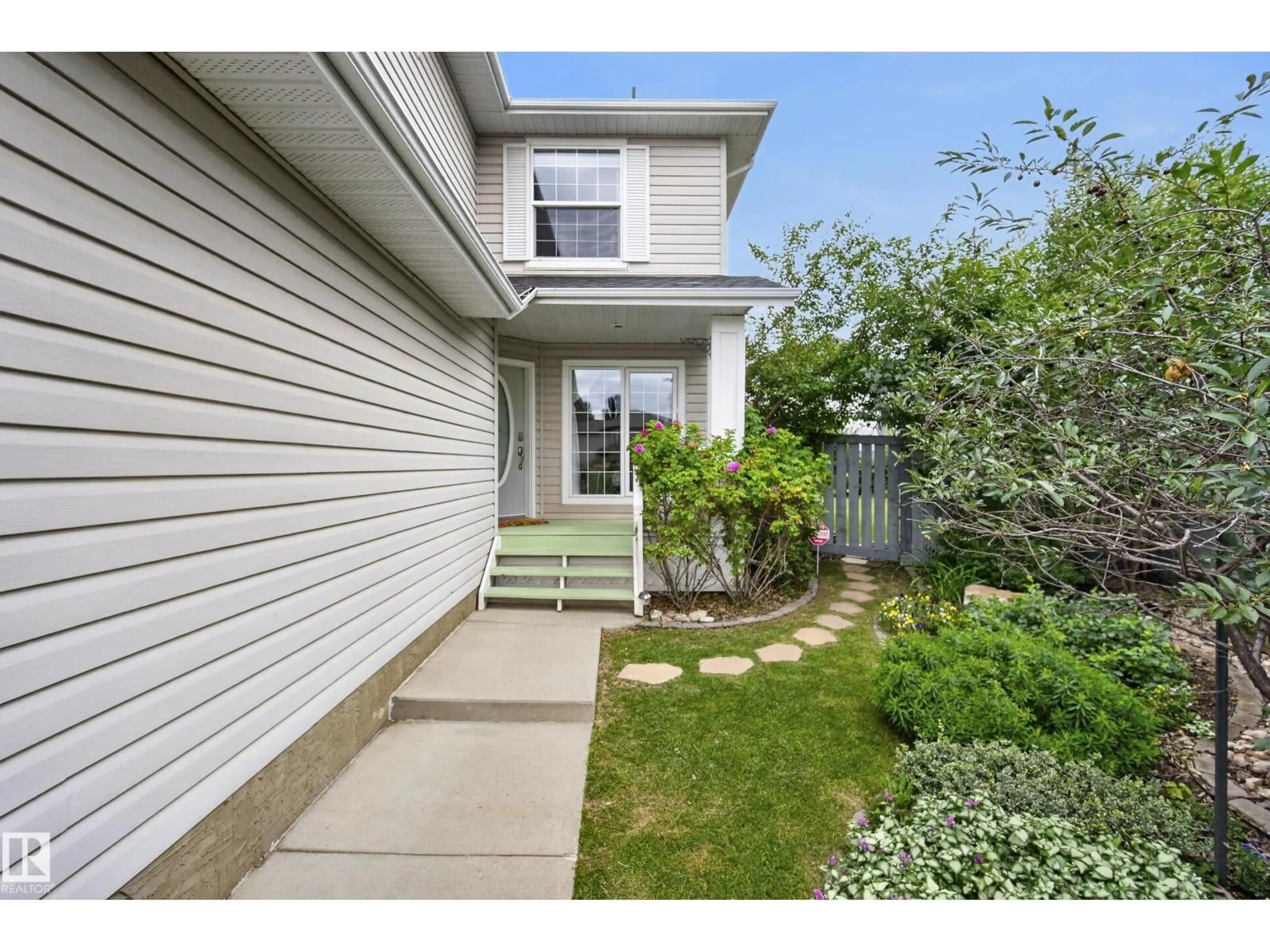 Unknown for 1322 BARNES CL, Edmonton Alberta T6W1G6