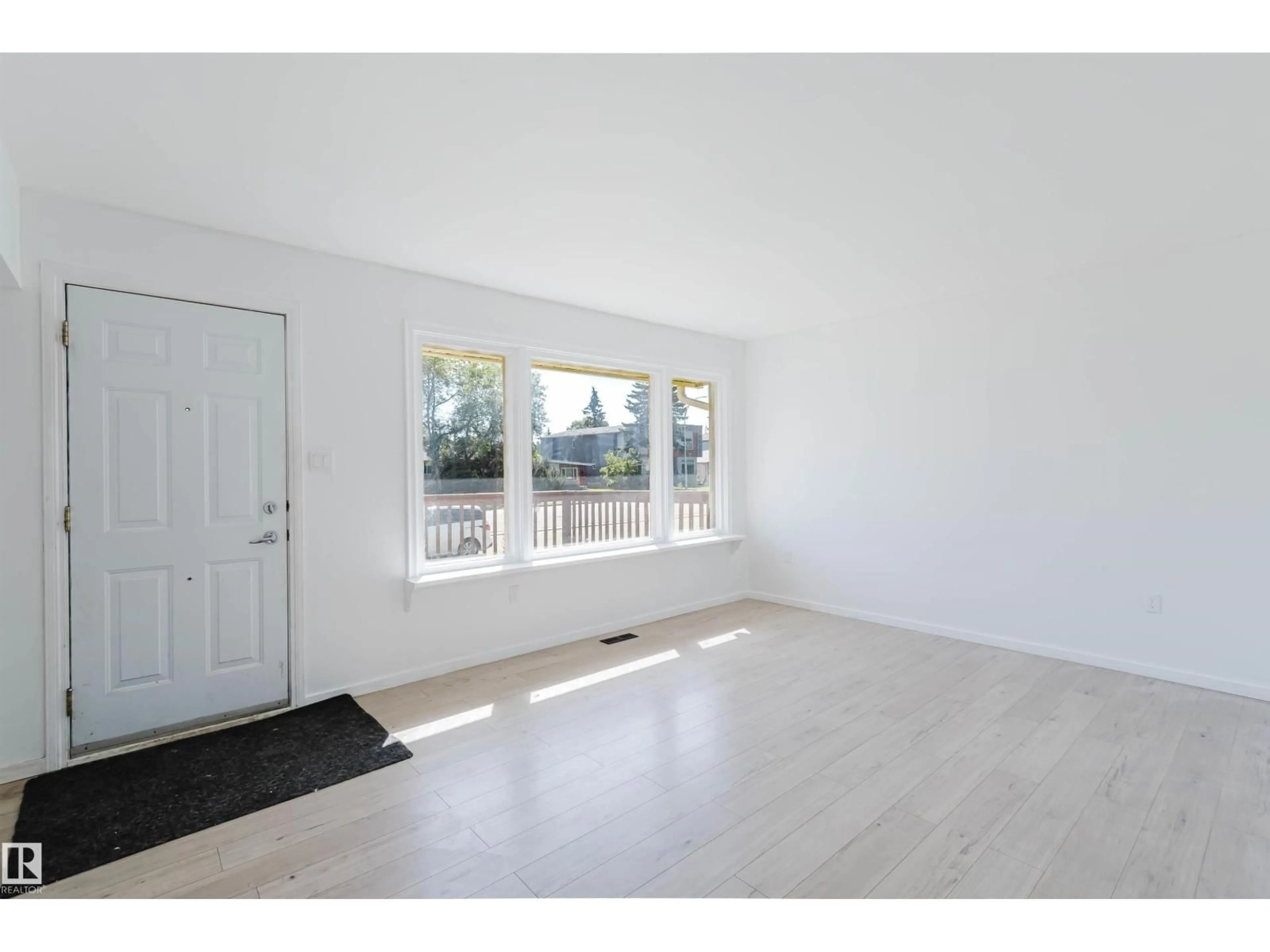 Unknown for NW - 9606 163 ST, Edmonton Alberta T5P3M8