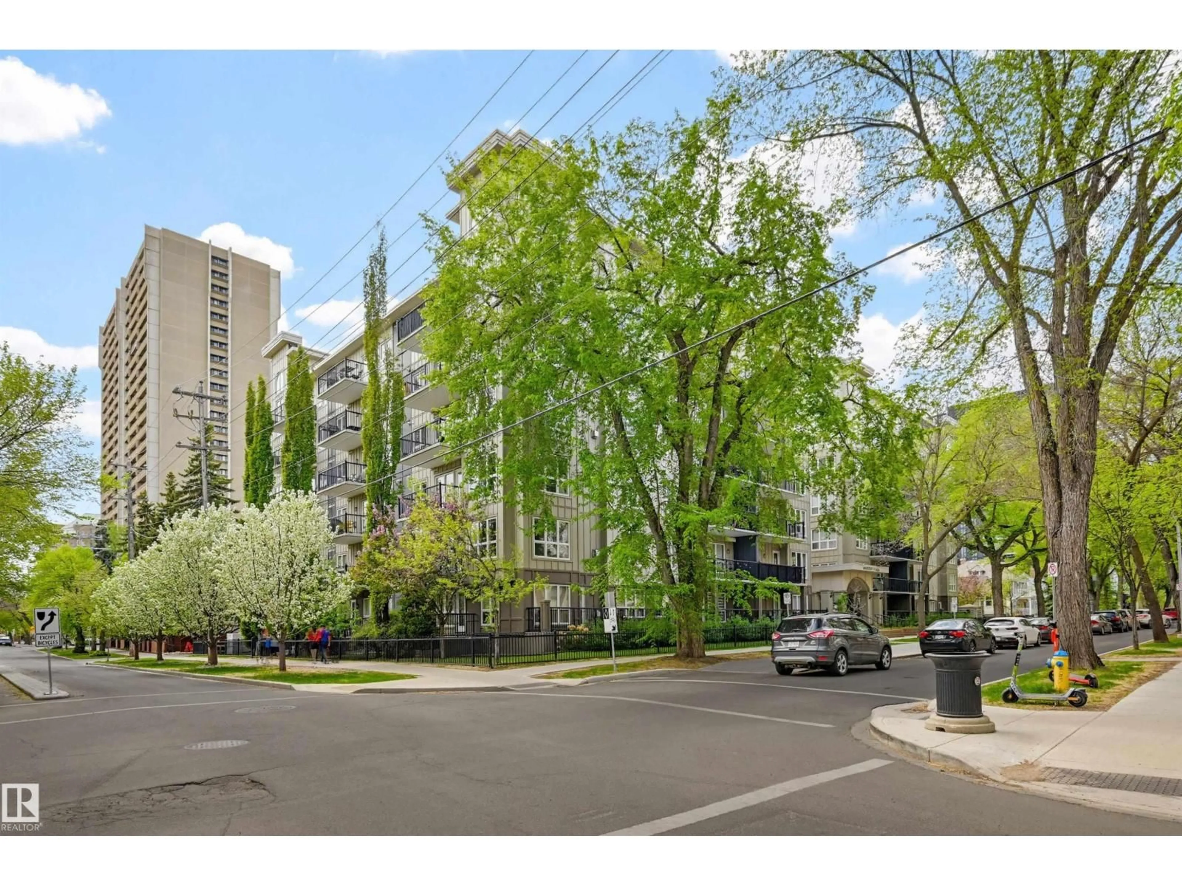 Unknown for #102 - 11103 84 AV, Edmonton Alberta T6G2X4
