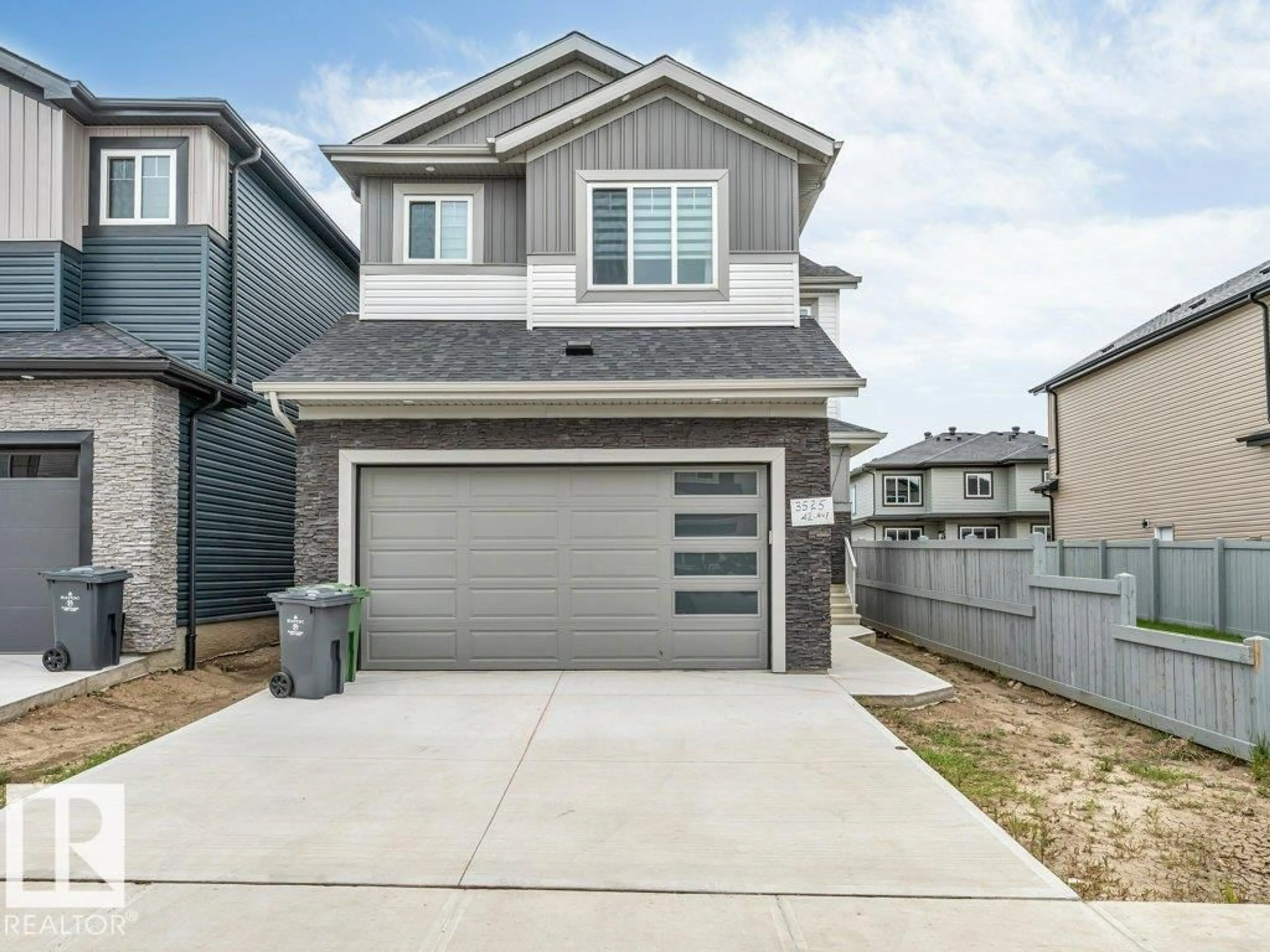 Home with vinyl exterior material, street for 3525 42 AVE, Beaumont Alberta T4X3G4