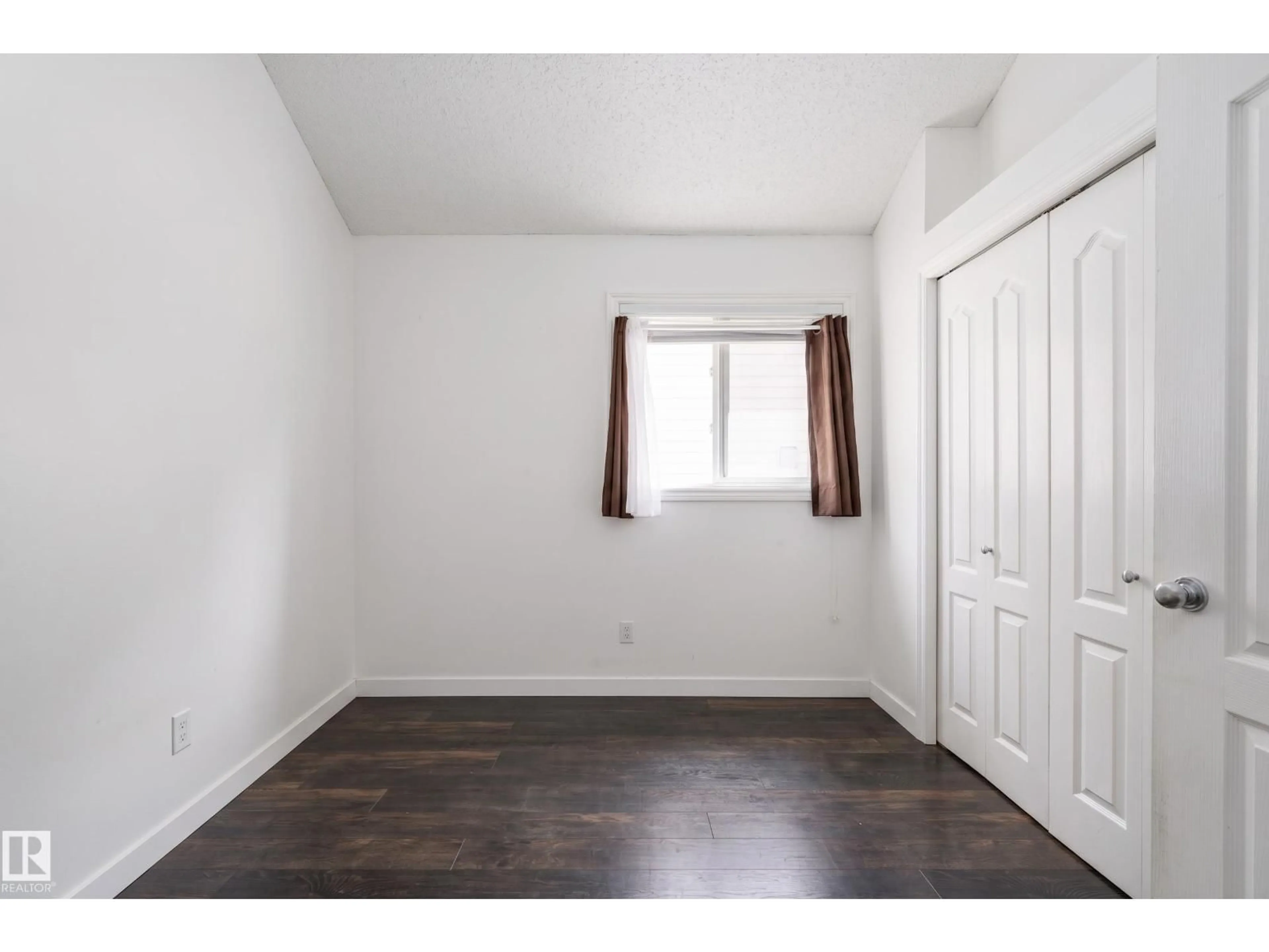 A pic of a room for NW - 16256 132 ST, Edmonton Alberta T6V1X5