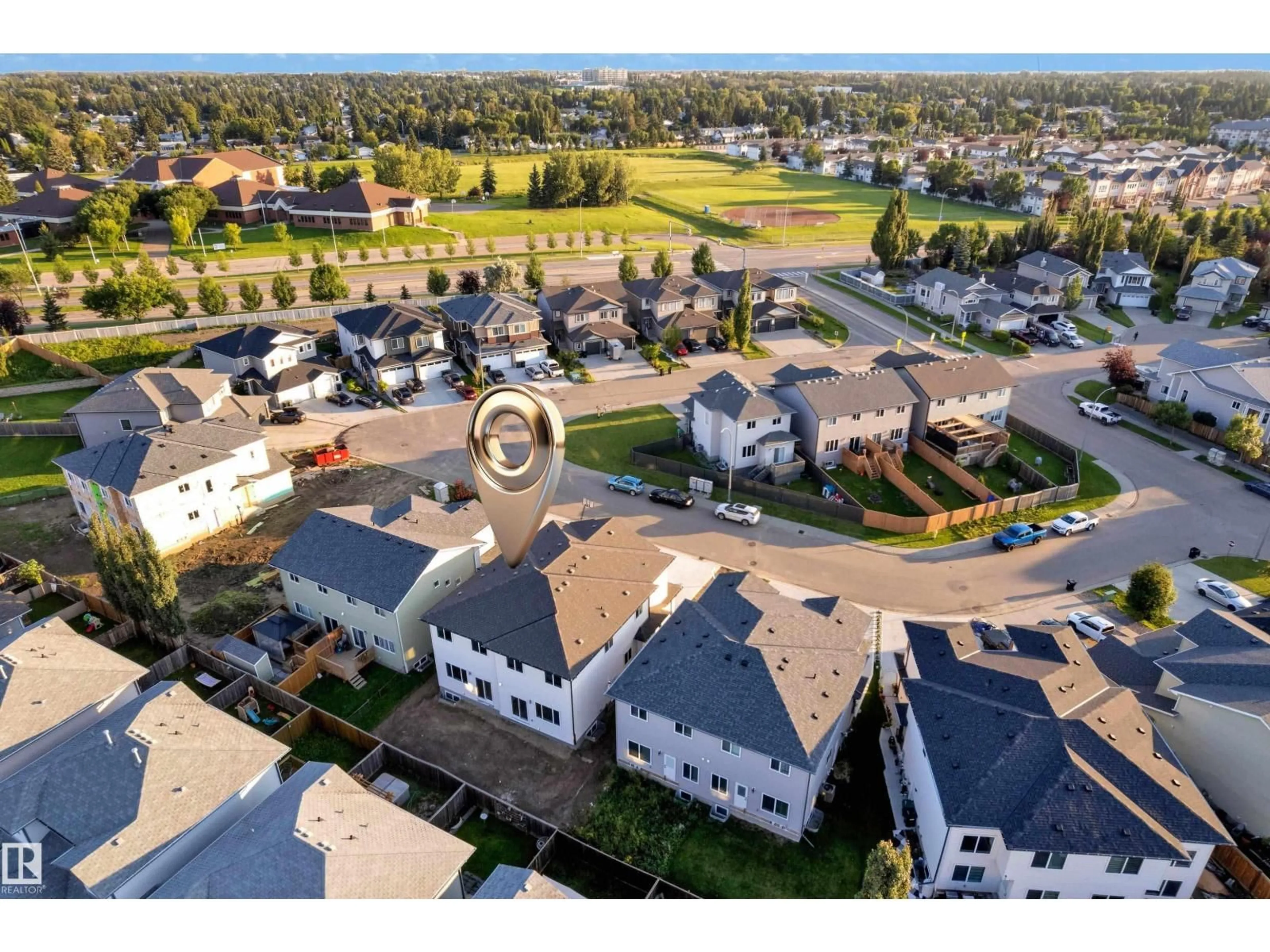 A pic from outside/outdoor area/front of a property/back of a property/a pic from drone, street for 42 HAMMETT GA, Spruce Grove Alberta T7X0V2