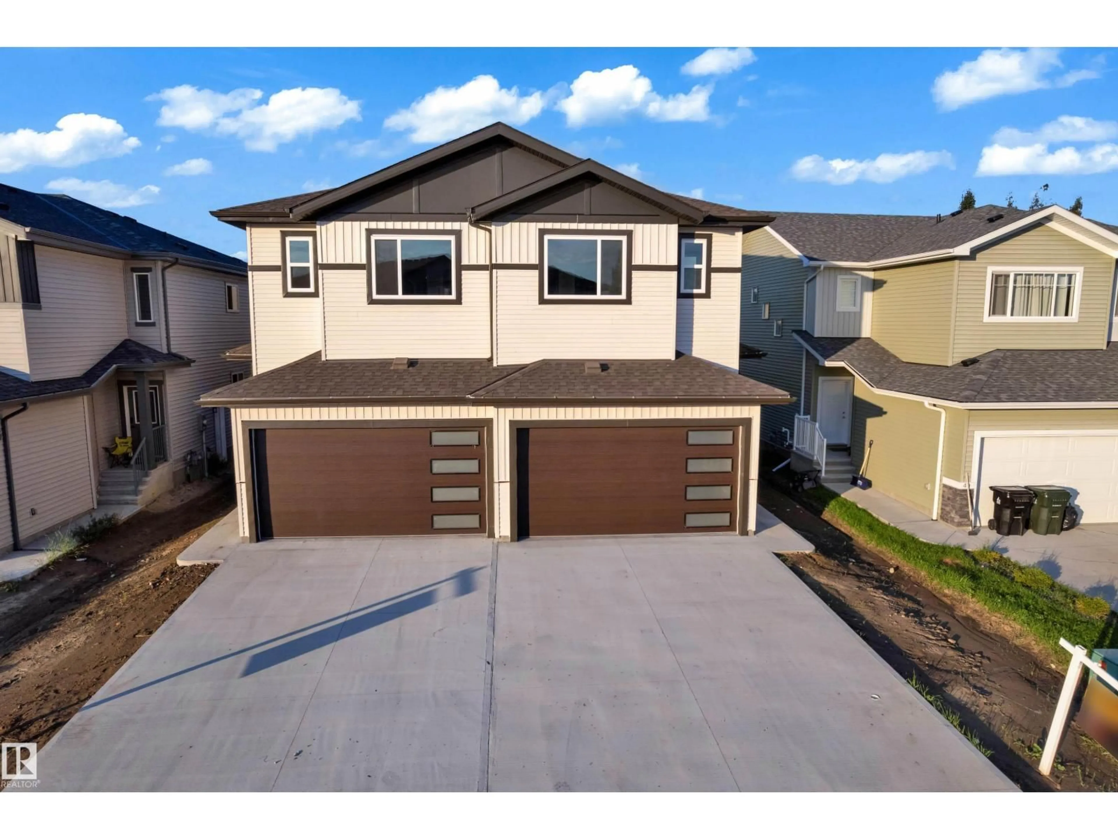 A pic from outside/outdoor area/front of a property/back of a property/a pic from drone, street for 44 HAMMETT GA, Spruce Grove Alberta T7X0V2