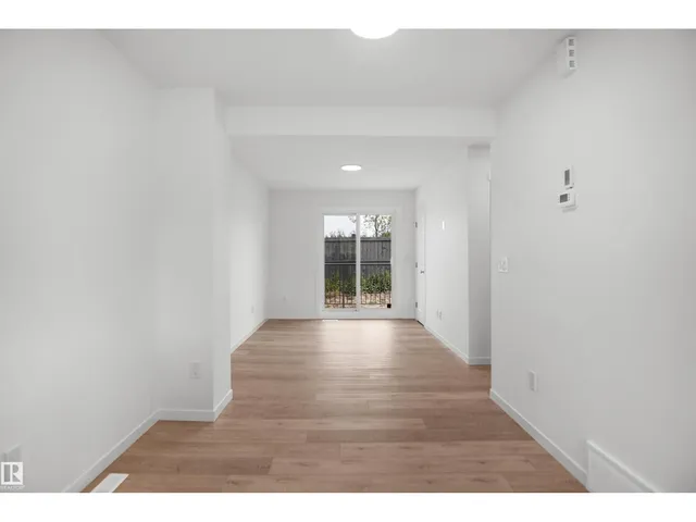 #14 - 531 MERLIN LANDING LD, Edmonton 5