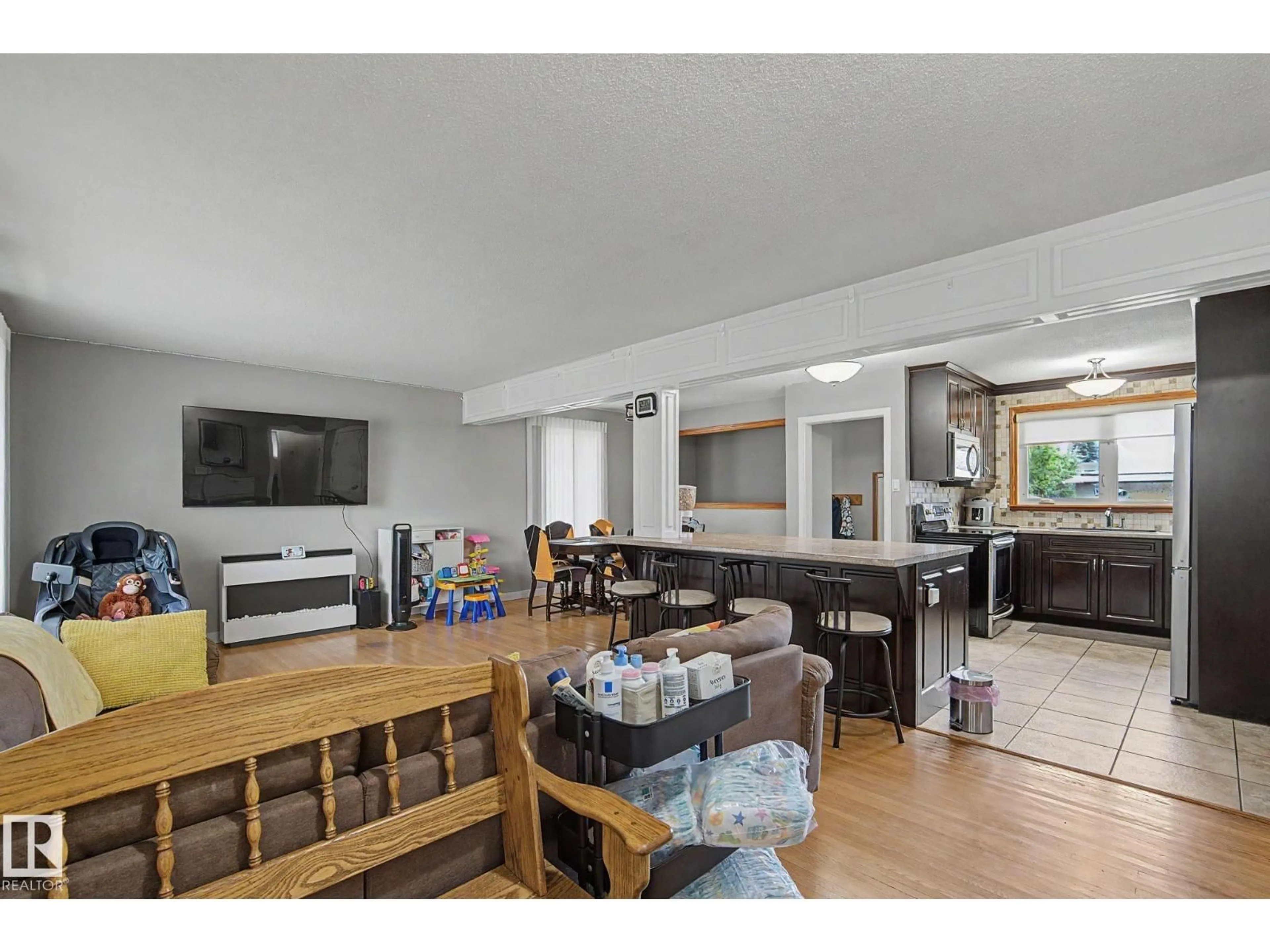 Unknown for NW - 4323 114B ST, Edmonton Alberta T6J1N8