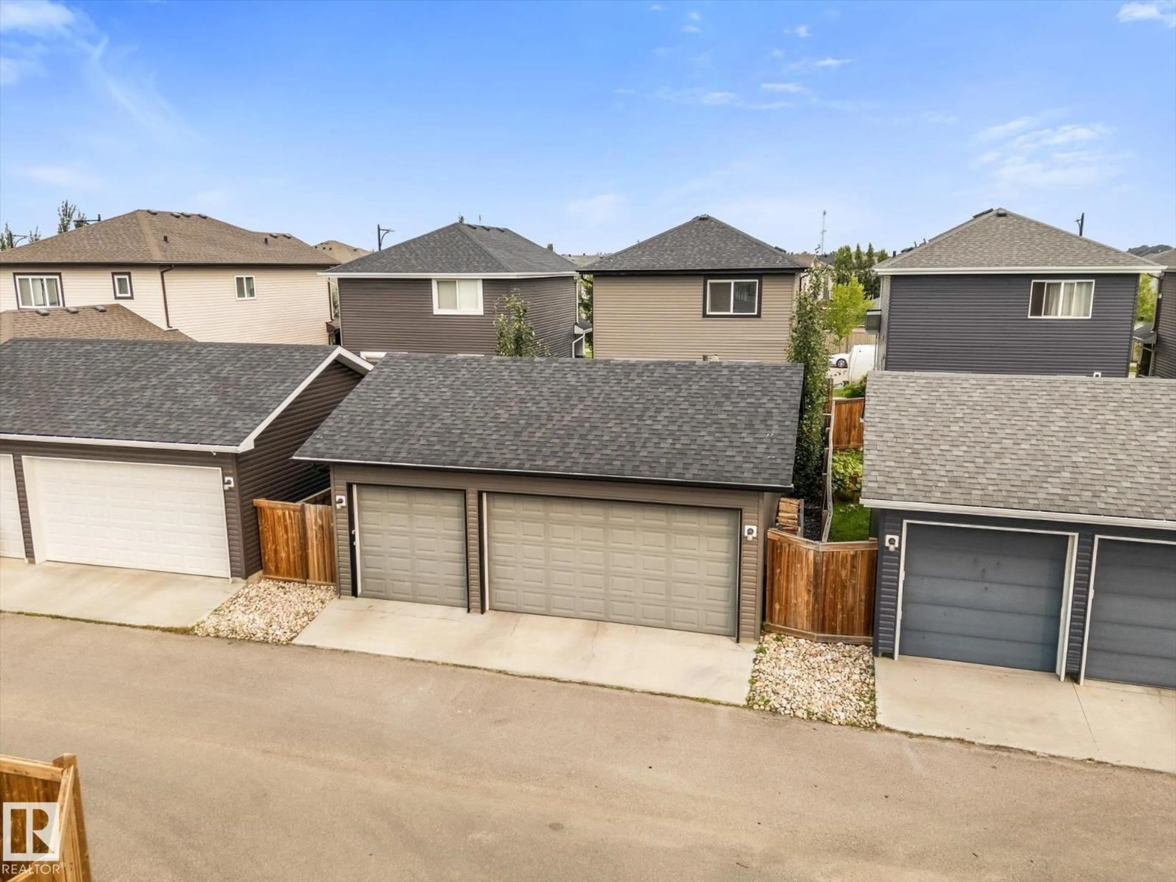 A pic from outside/outdoor area/front of a property/back of a property/a pic from drone, street for 9 DILLINGHAM, Fort Saskatchewan Alberta T8L0N2