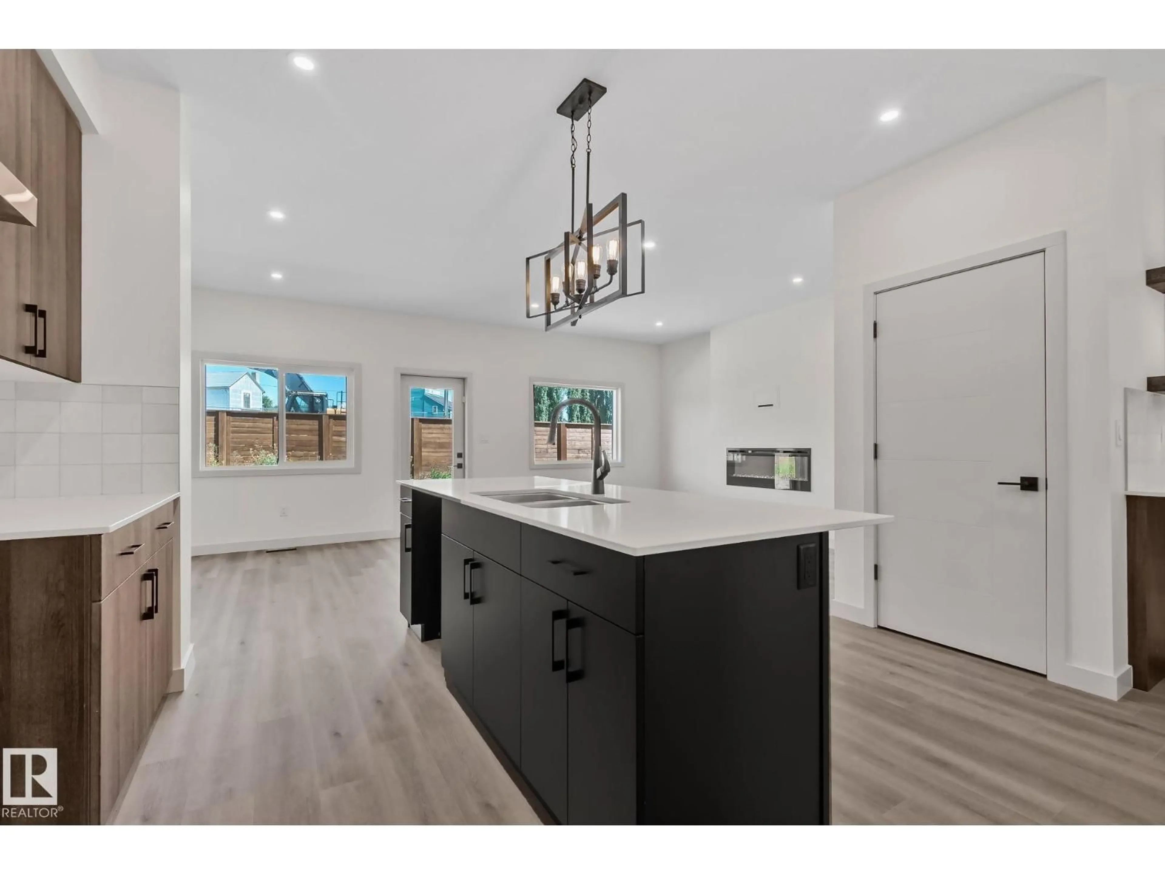 Open concept kitchen, unknown for 144 ROYAL STREET, St. Albert Alberta T8N8C9