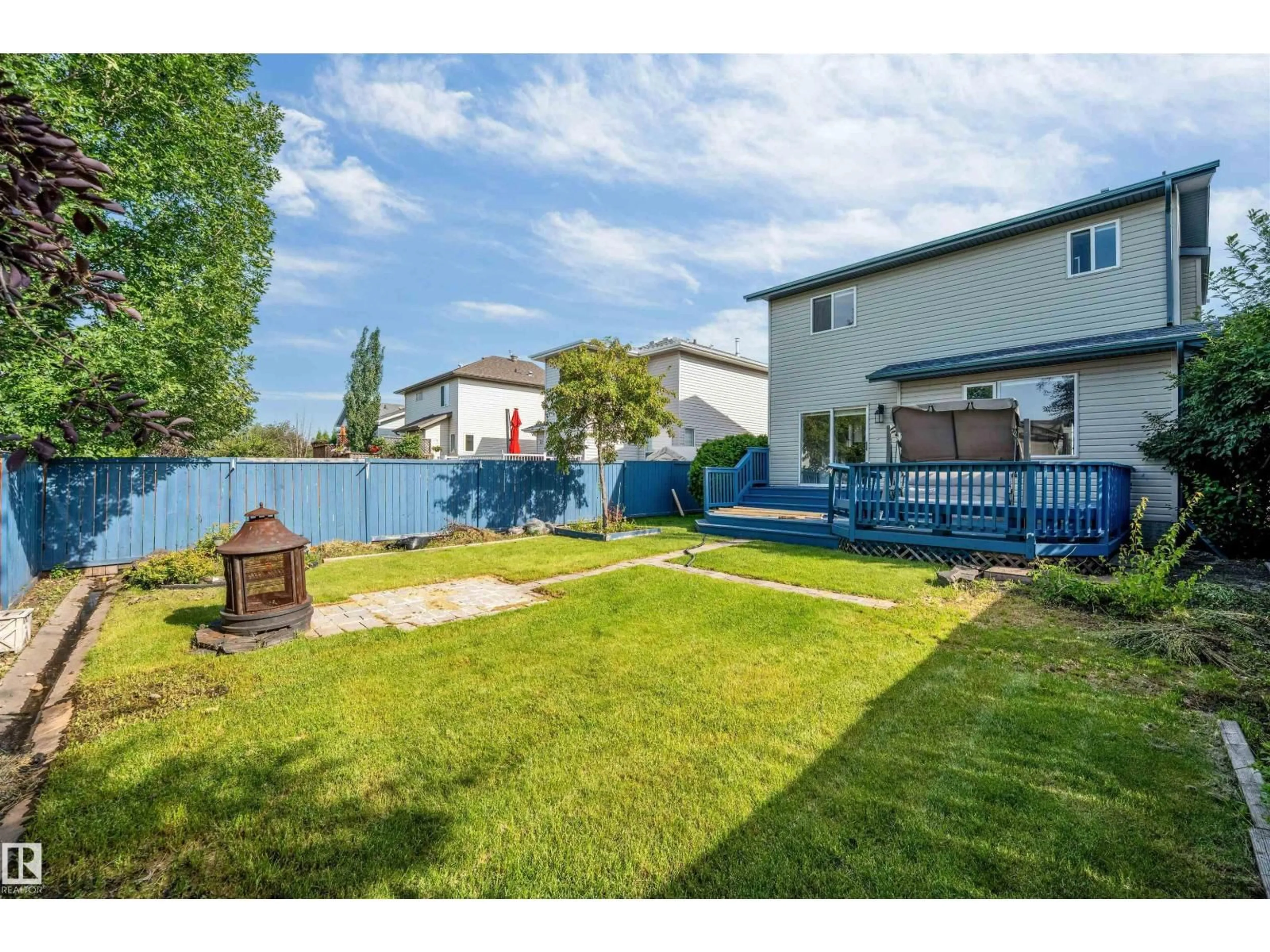 Patio, unknown for 336 WILD ROSE WY, Edmonton Alberta T6T1P3